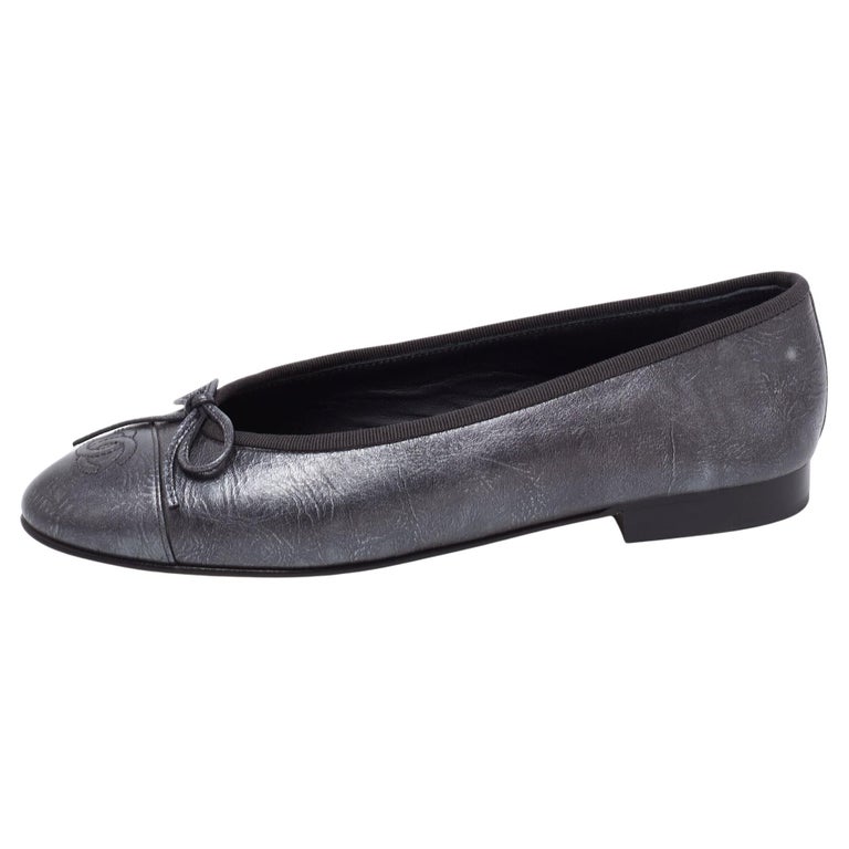 Chanel Metallic Leather CC Cap Toe Bow Ballet Flats Size 37.5 at 1stDibs