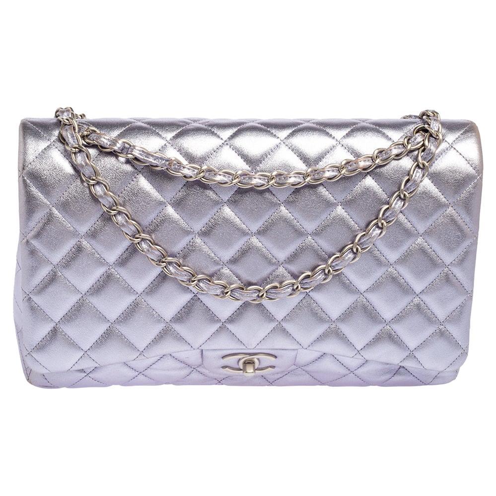 Chanel Metallic Lila Gestepptes Leder Maxi Classic Double Flap Tasche