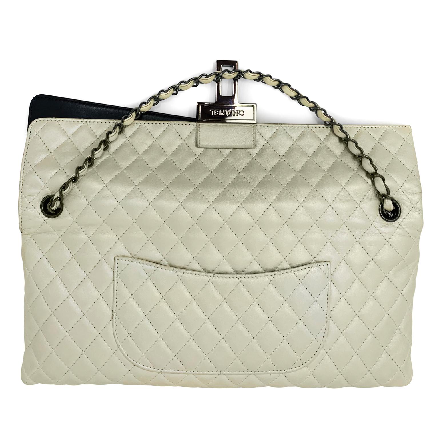 Chanel Metallic Pearl Leather East West Reissue Bag 5