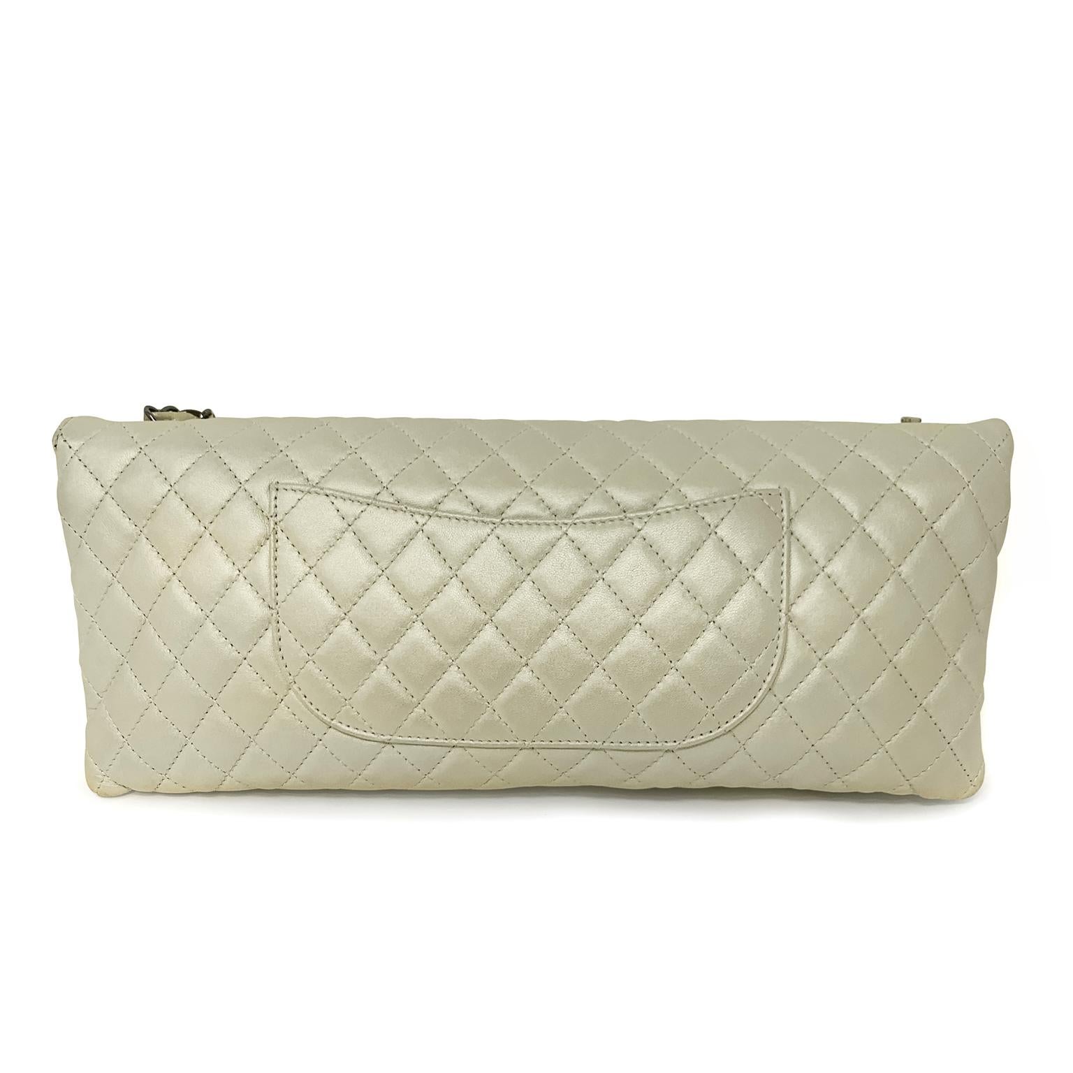 Chanel Metallic Pearl Leather East West Reissue Bag In Excellent Condition In Palm Beach, FL