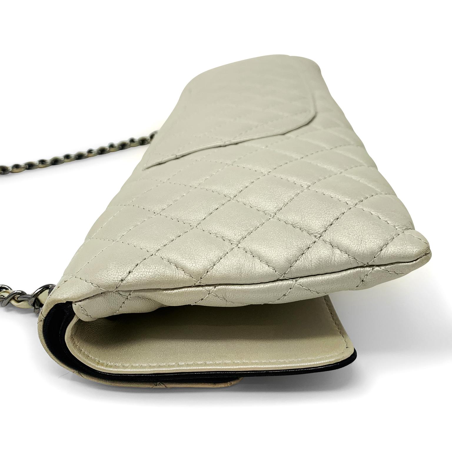 Chanel Metallic Pearl Leather East West Reissue Bag 2
