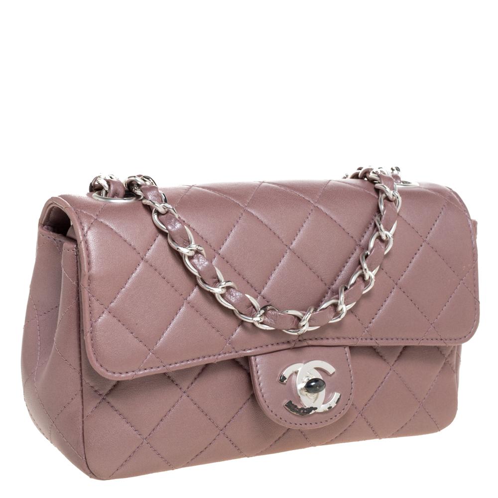 Chanel Metallic Pink Quilted Leather Extra Mini Classic Flap Bag In Good Condition In Dubai, Al Qouz 2