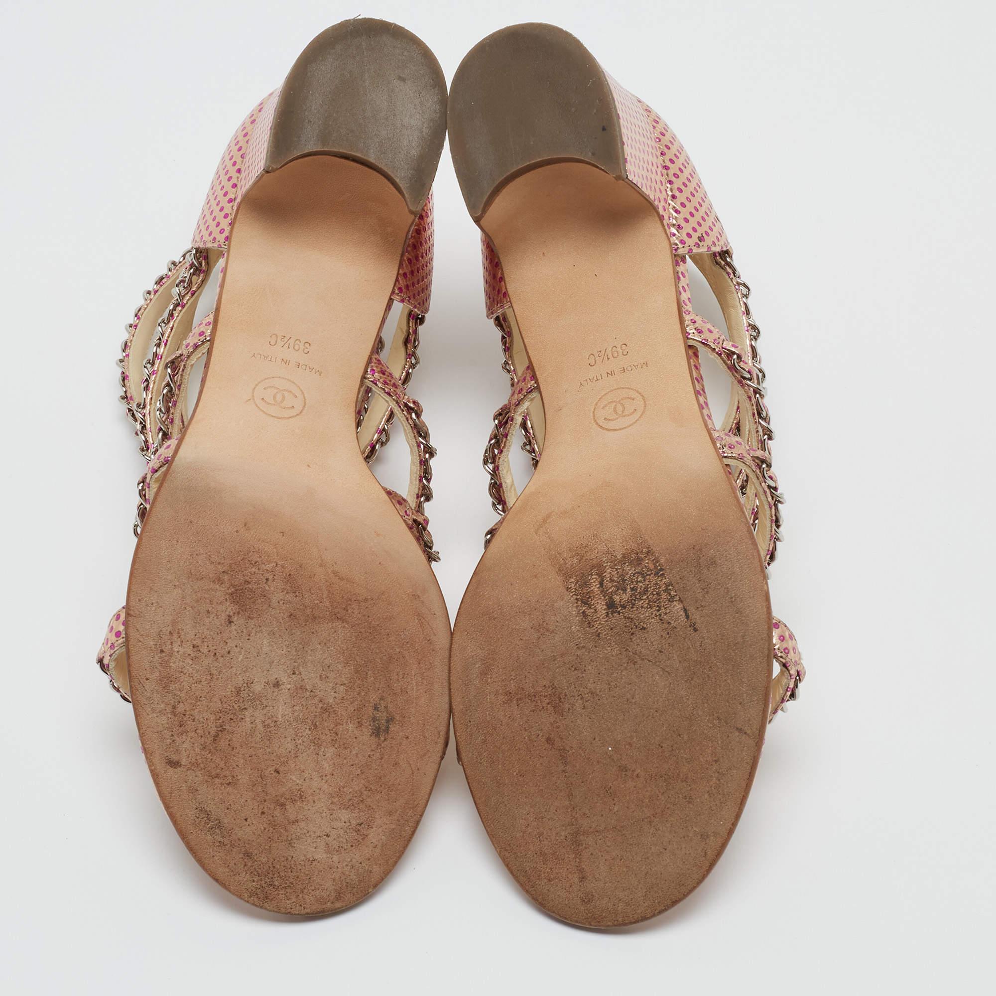 Chanel Metallic Pink Textured Leather Chan Detail Block Heel Strappy Sandals Siz 5