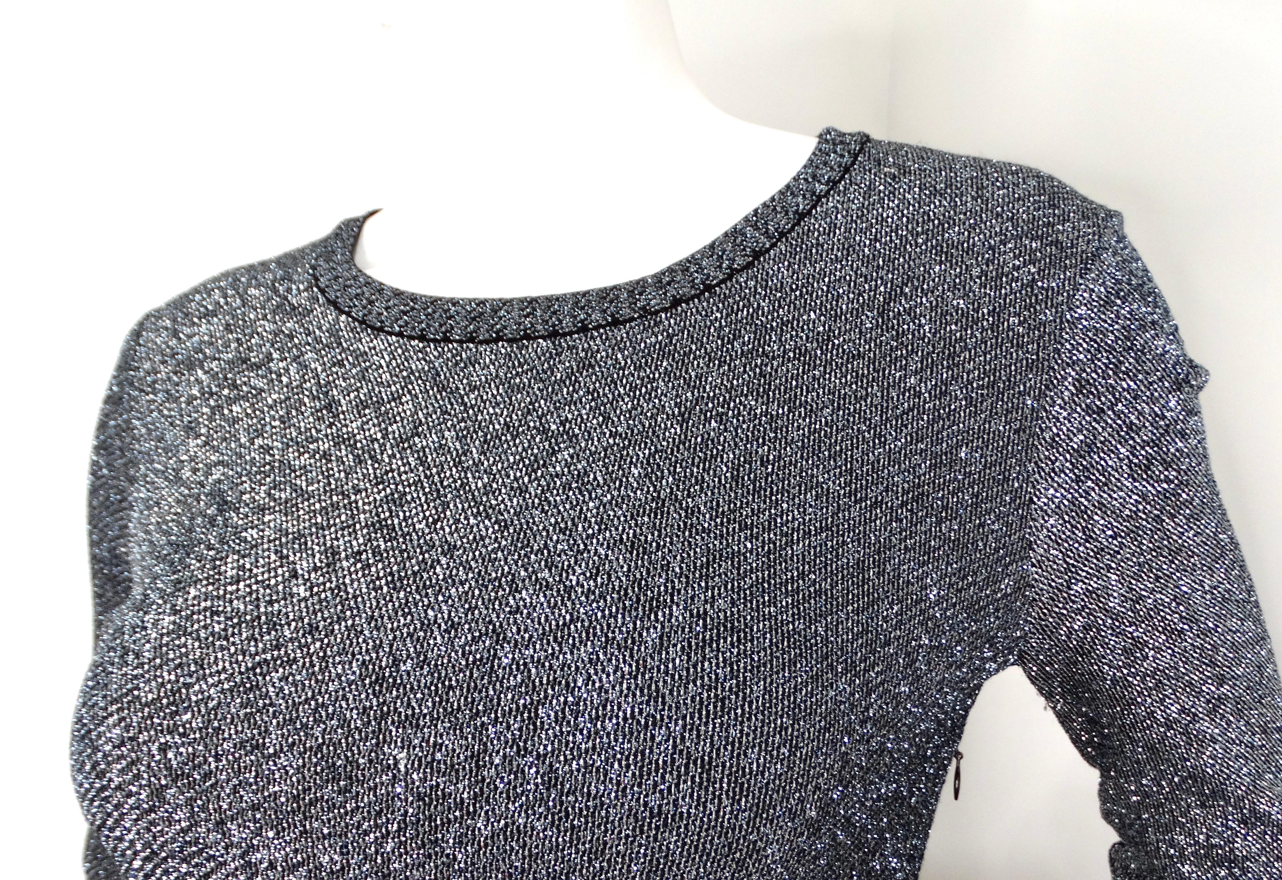 Noir Chanel - Robe à manches longues plissées métallisées en vente