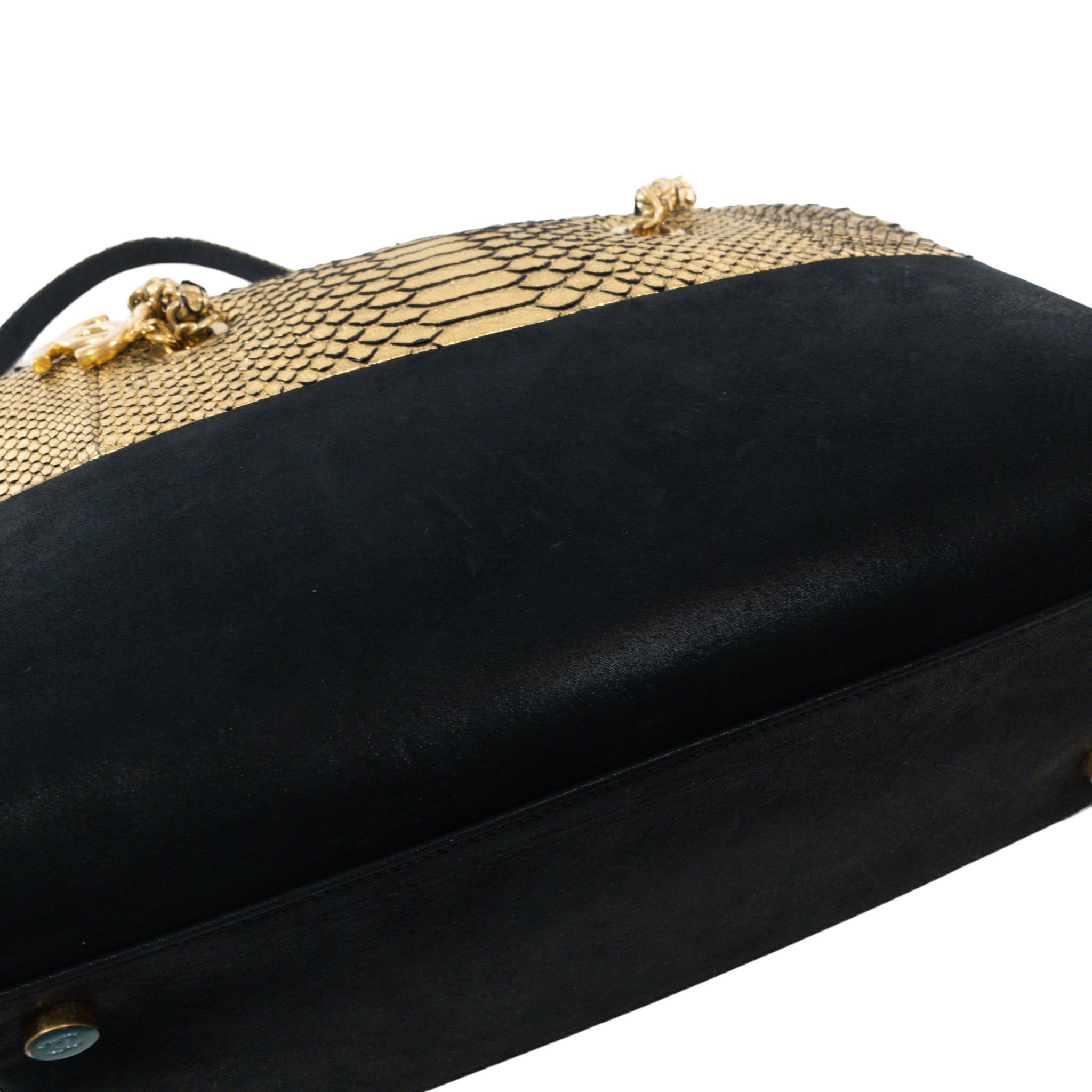 Chanel Metallic Python Bowler-Tasche aus Wildleder im Angebot 5