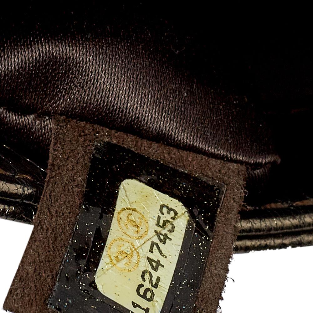Chanel Metallic gesteppt gealtertes Leder Muscheln Brieftasche auf Kette 6