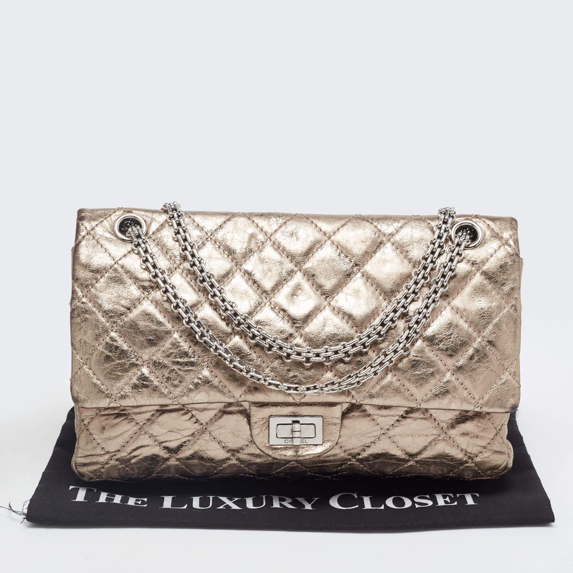 Chanel Metallic Quilted Aged Leather Reissue 2.55 Classic 226 Flap Bag For Sale 6