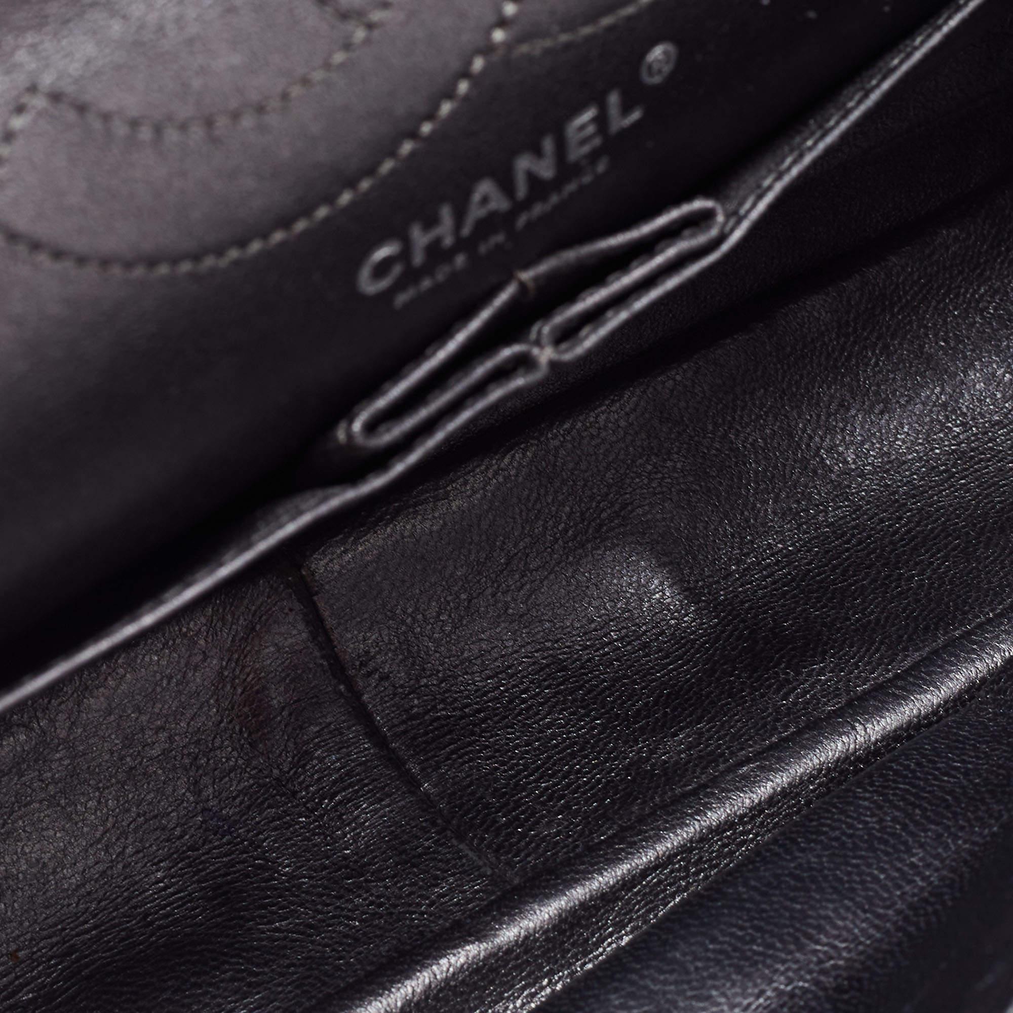 Chanel Metallic Quilted Aged Leather Reissue 2.55 Classic 226 Klappentasche im Angebot 1