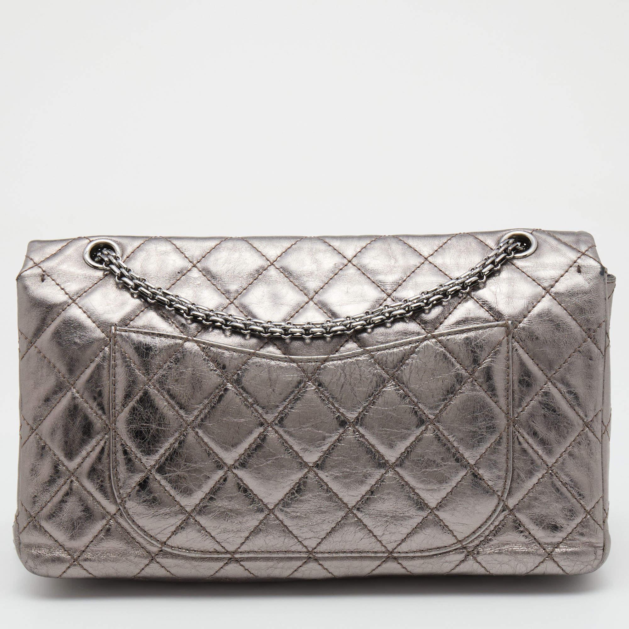 Chanel Metallic Quilted Aged Leather Reissue 2.55 Classic 227 Flap Bag 3