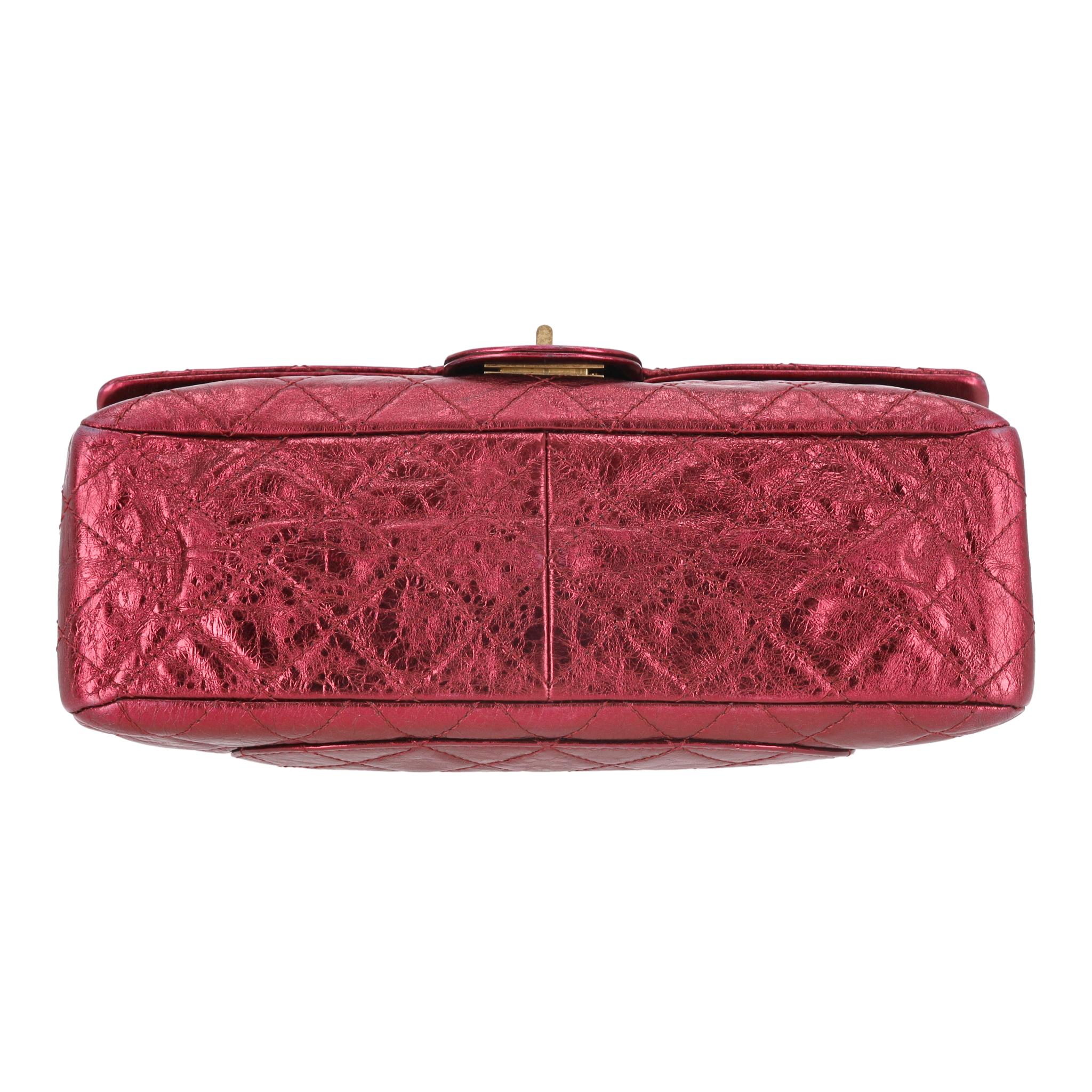 Chanel - Sac à rabat 2.55 Reissue 227 en cuir de veau matelassé métallisé Unisexe en vente