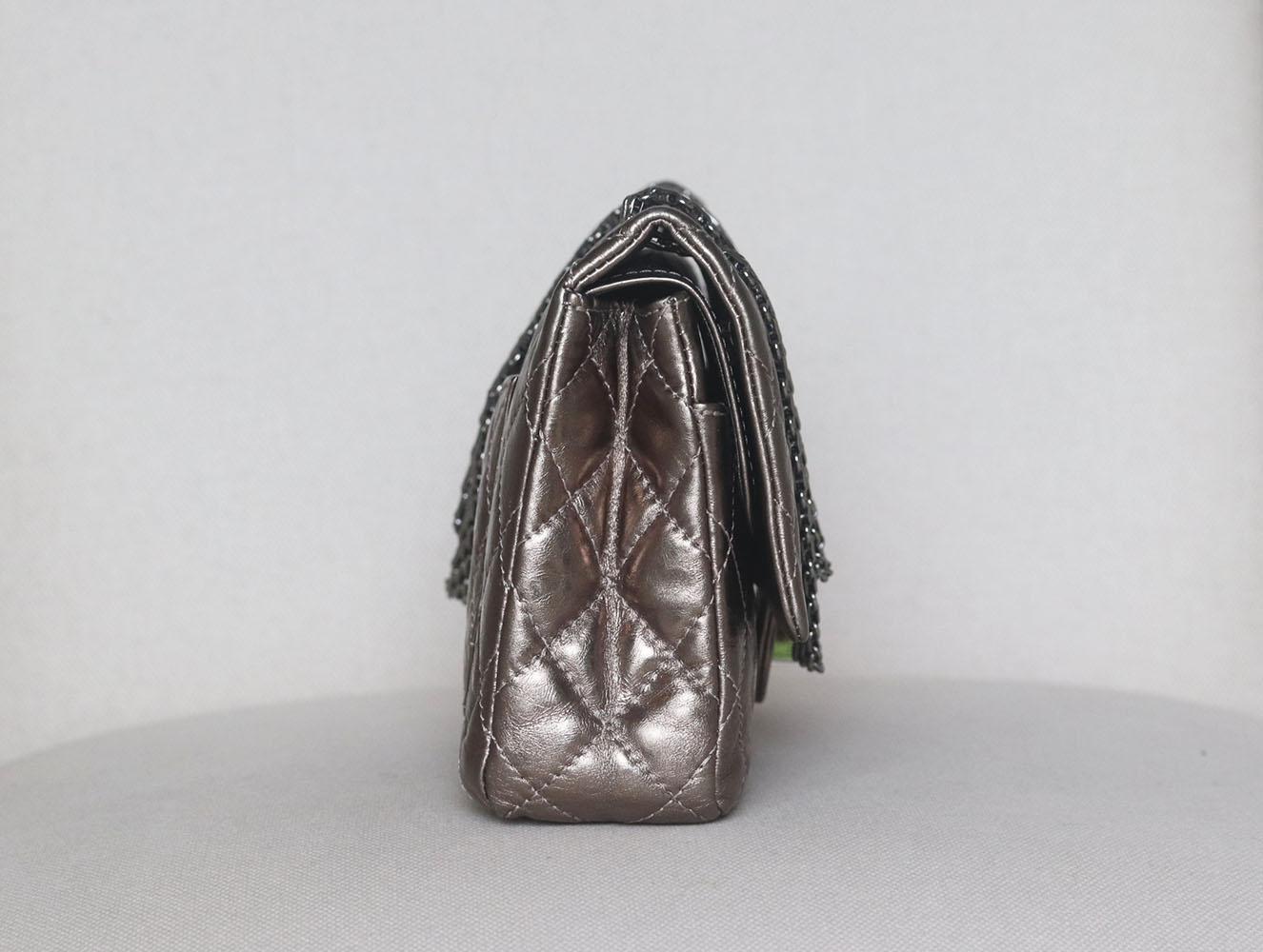 Chanel Metallic gesteppte Kalbsleder 2.55 Reissue Tasche mit doppelter Klappe Damen