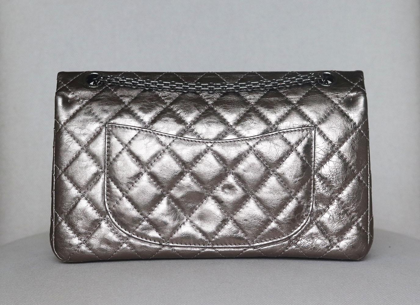 Chanel Metallic gesteppte Kalbsleder 2.55 Reissue Tasche mit doppelter Klappe 1