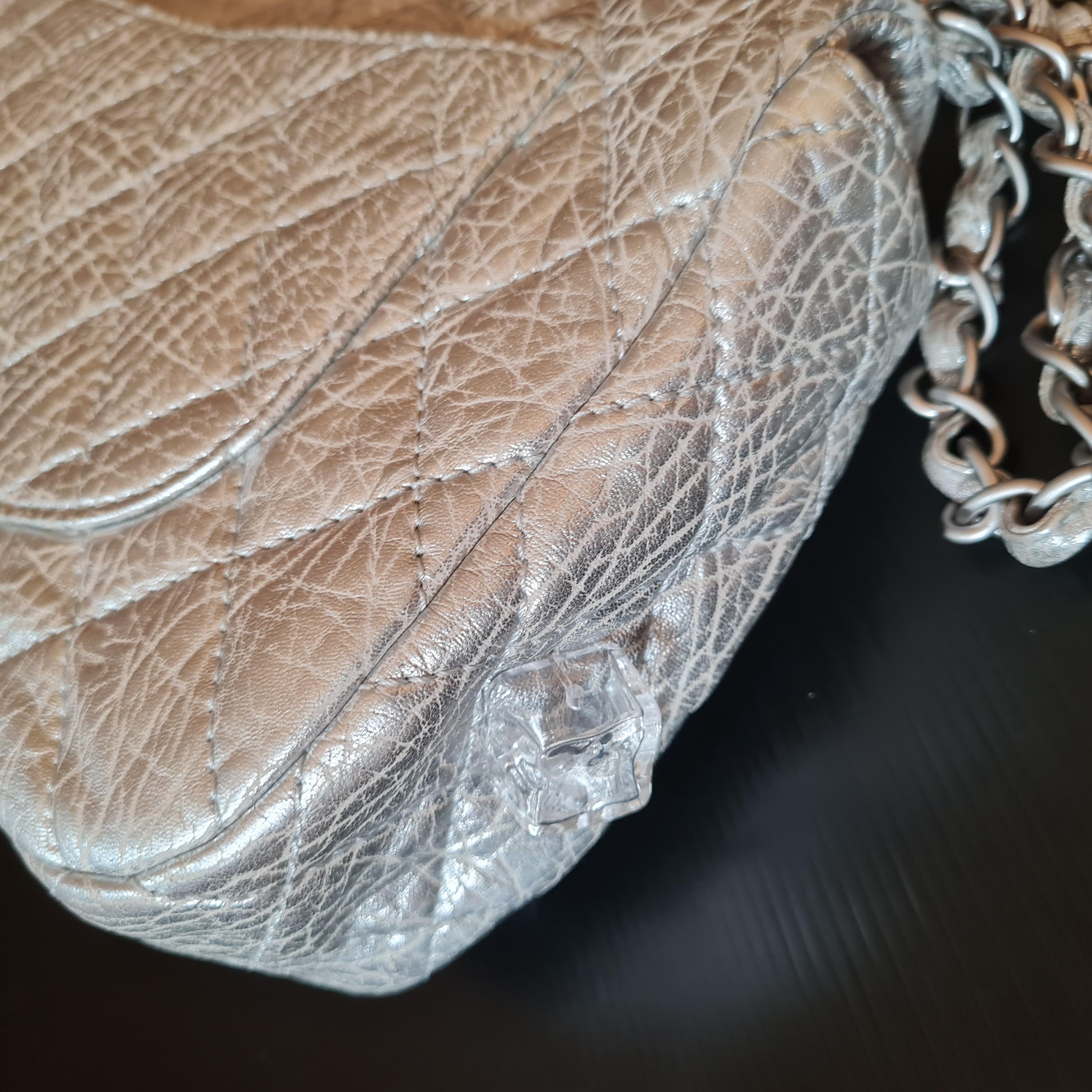 Chanel Metallic Quilted Ice Cube On The Rocks Flap Bag In Good Condition In Jakarta, Daerah Khusus Ibukota Jakarta