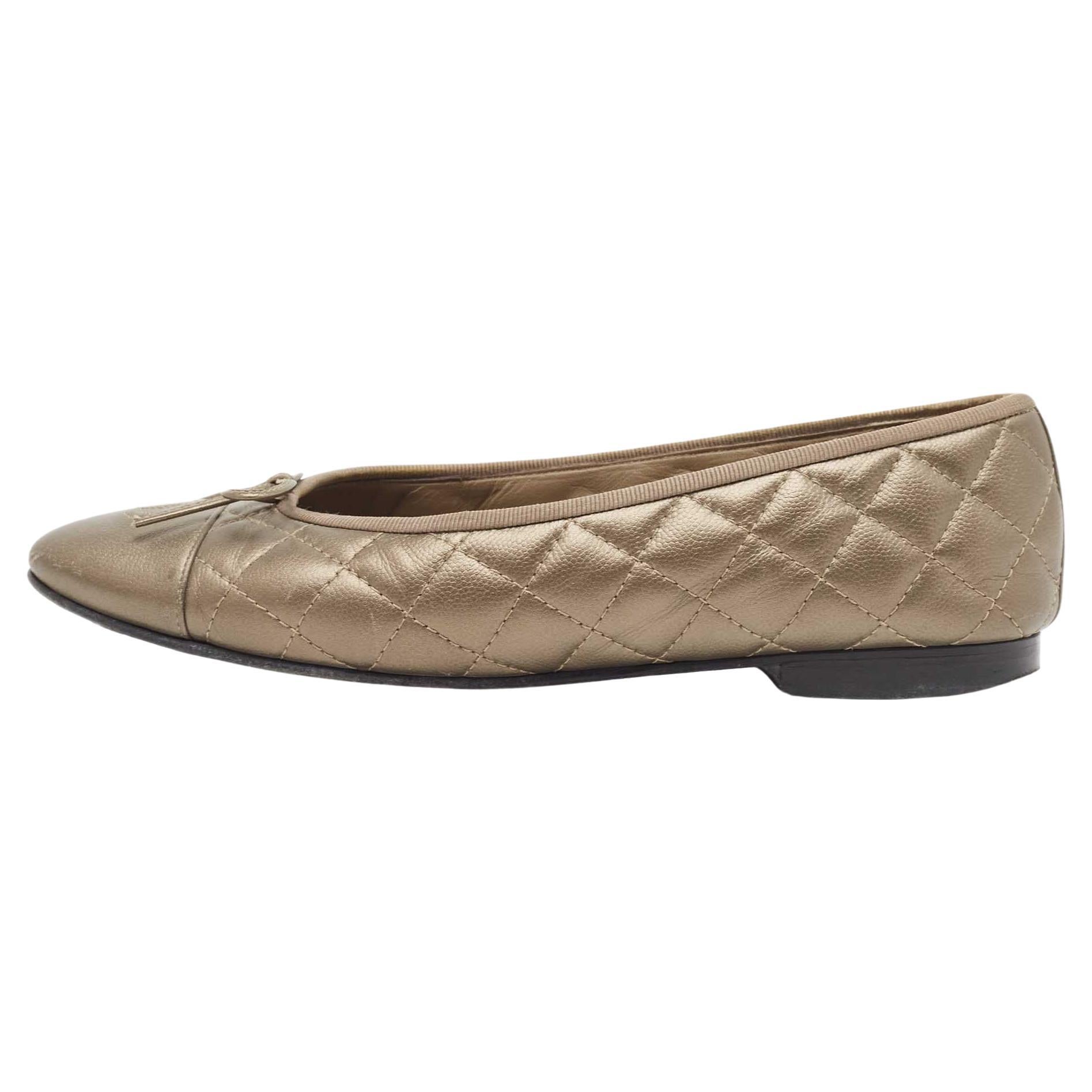 Chanel Metallic Quilted Leather Bow CC Cap Toe Ballet Flats Size 40