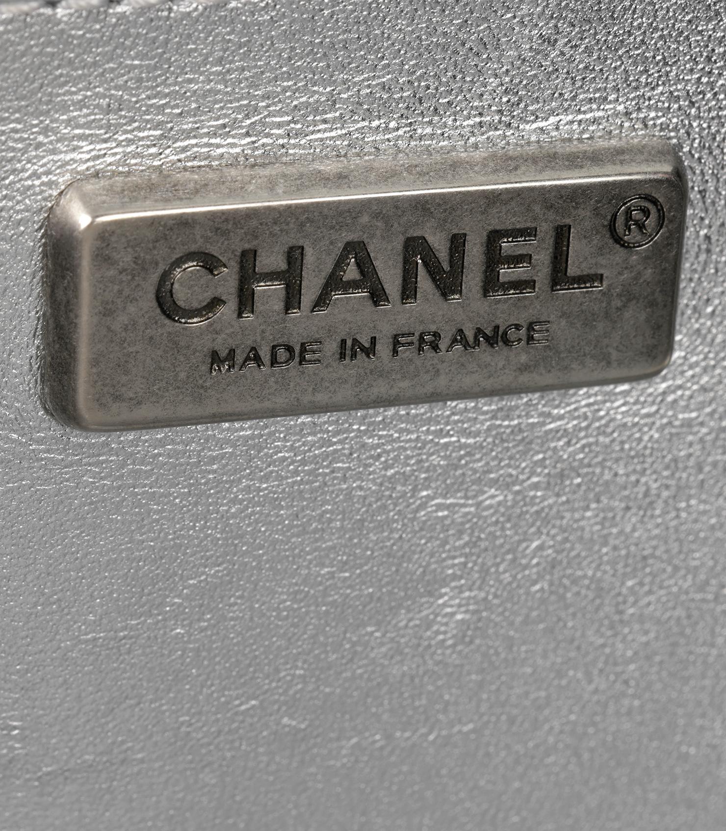 Chanel Metallic Silver Calfskin Leather & Silver Pearl Medium Le Boy Bag 6