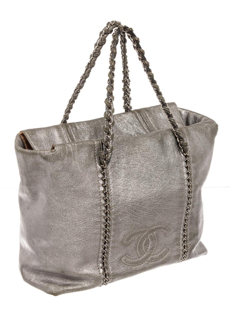 Chanel Metallic Silver CC Chain Tote Bag at 1stDibs