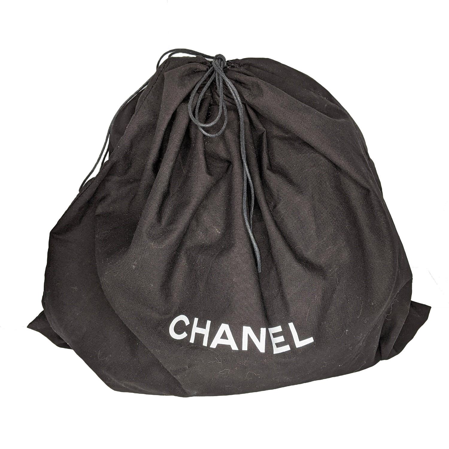 Chanel Metallic Silver Chevron Urban Spirit Large Drawstring Bag 3