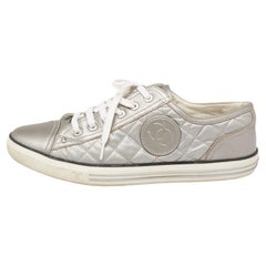 Chanel Metallic Silver Leather And Nylon CC Low Top Sneaker Size 39.5