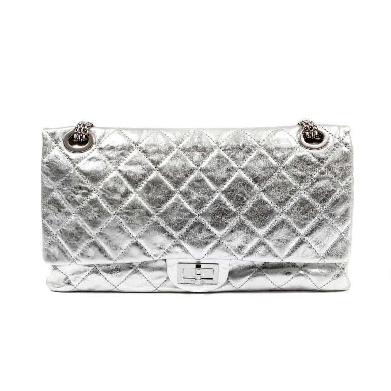 Women's or Men's Chanel Metallic Silver Maxi 2.55 Reissue Flap Bag 228 size For Sale