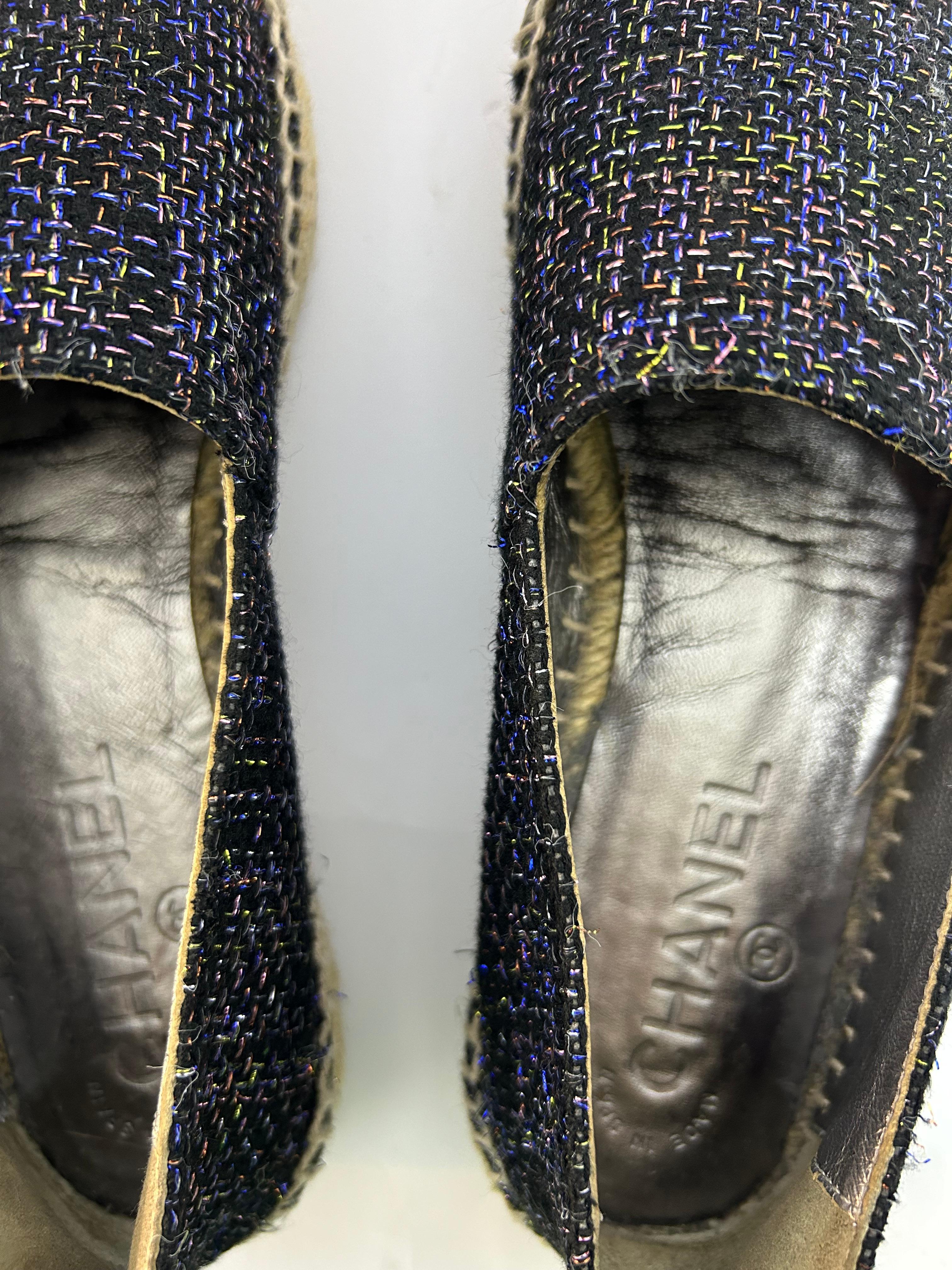 Chanel Espadrilles à bout ouvert CC et en tweed métallisé, taille EU 36 en vente 8