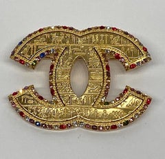 Chanel Metiers d' Art CC Logo Pin, 2019 Collection