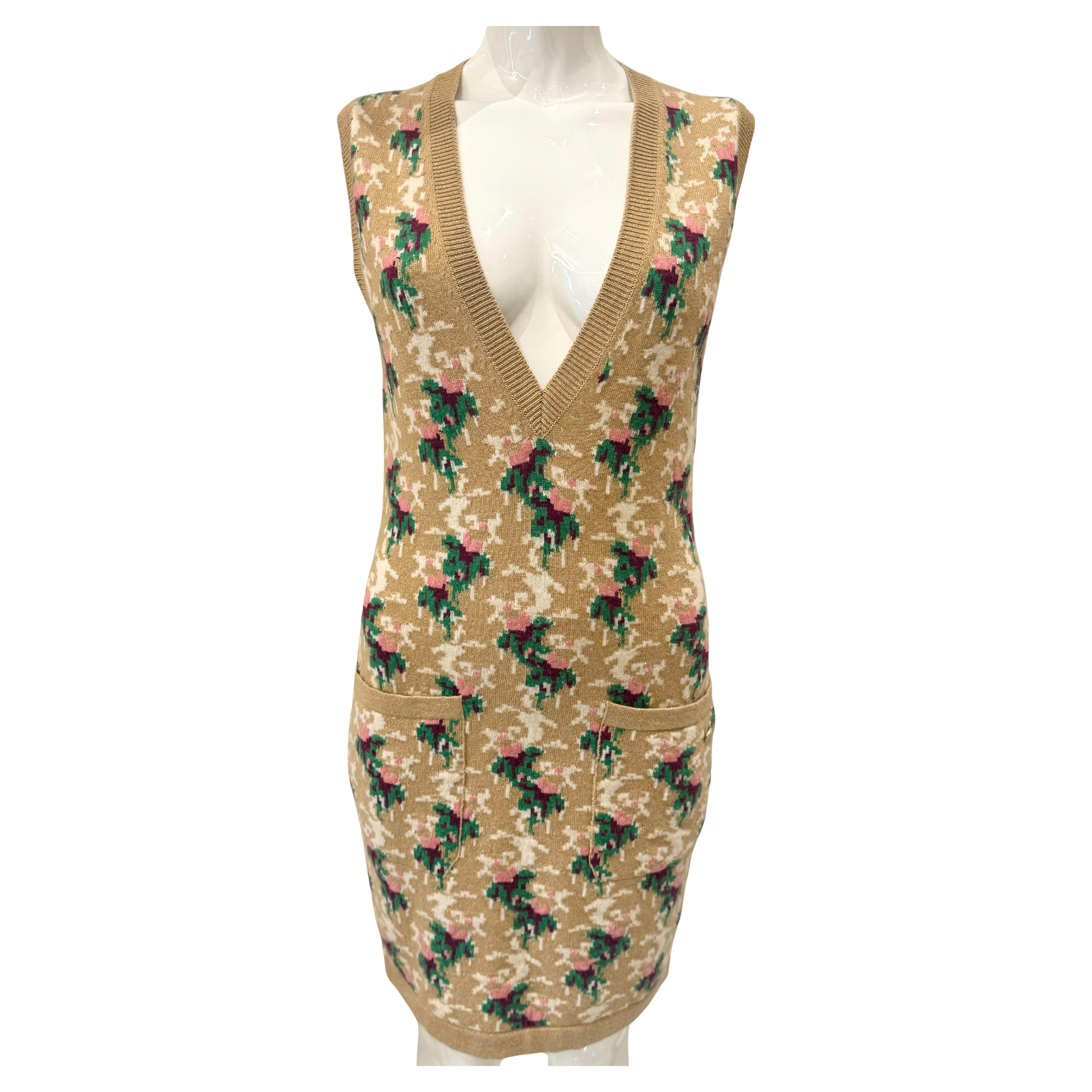 Chanel métiers dart 2017 Paris Cosmopolite Kleid aus Kaschmir ritz collection im Angebot