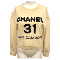Chanel métiers d'art 2020 pasarela 31 rue Cambon sudadera de algodón