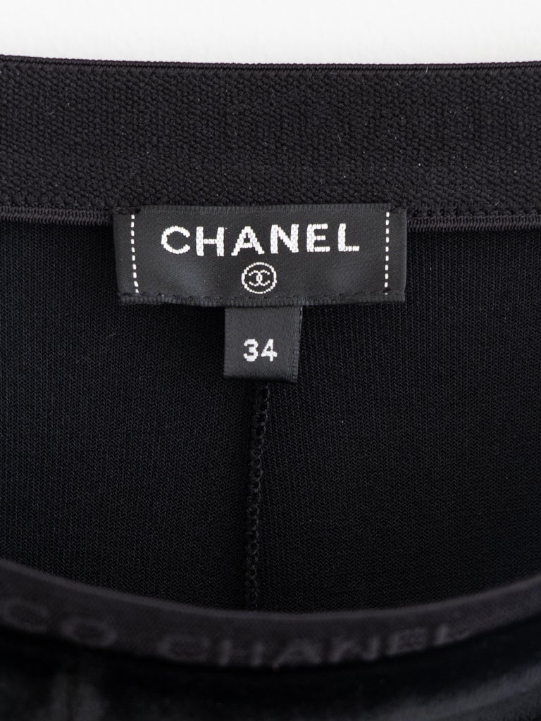 Chanel Metiers D'Art FW 2021 Black Velvet CC Bow 21A Leggings at