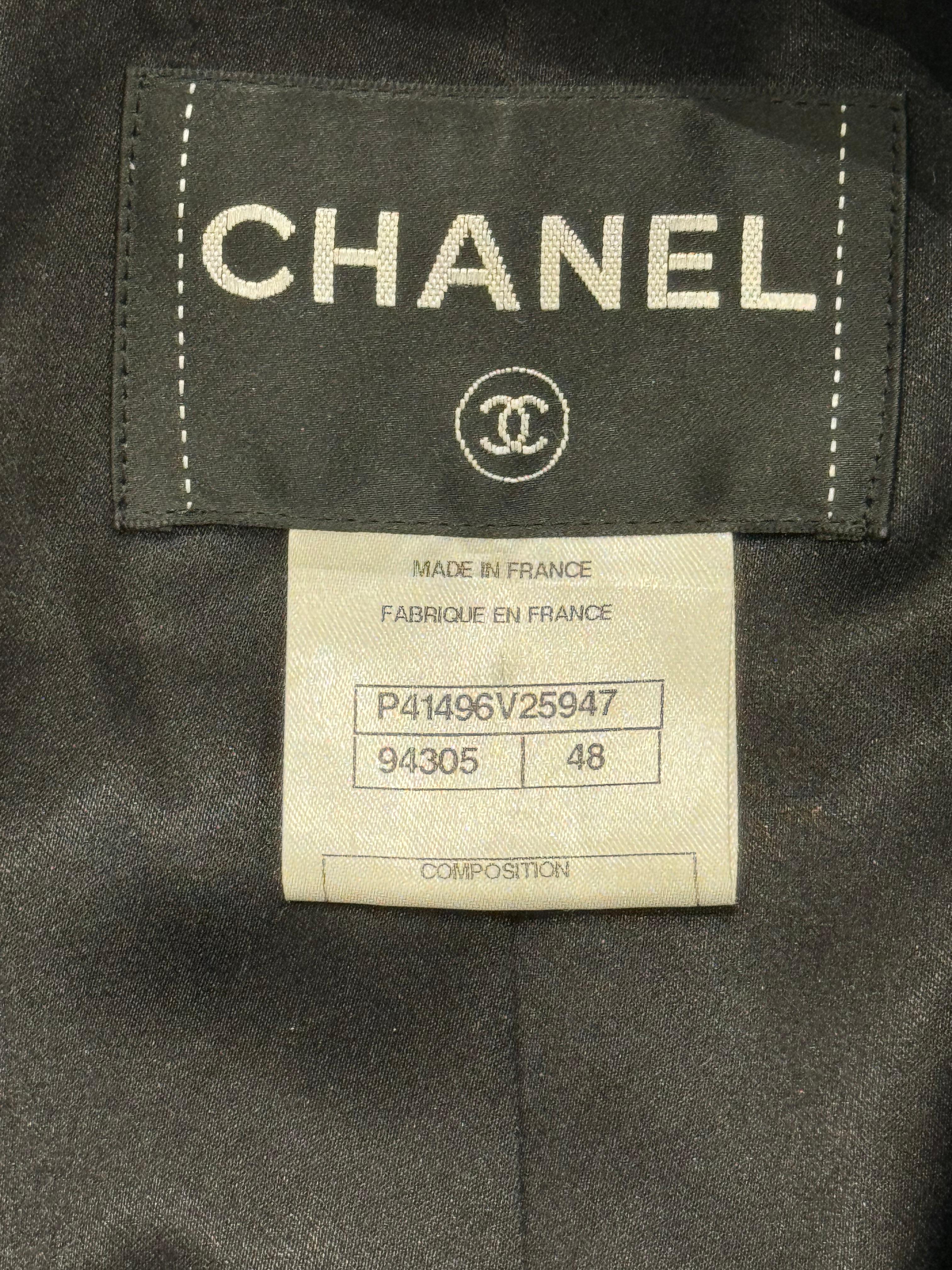Chanel métiers d'art Paris Byzance 2011 Défilé manteau en laine noire en vente 7