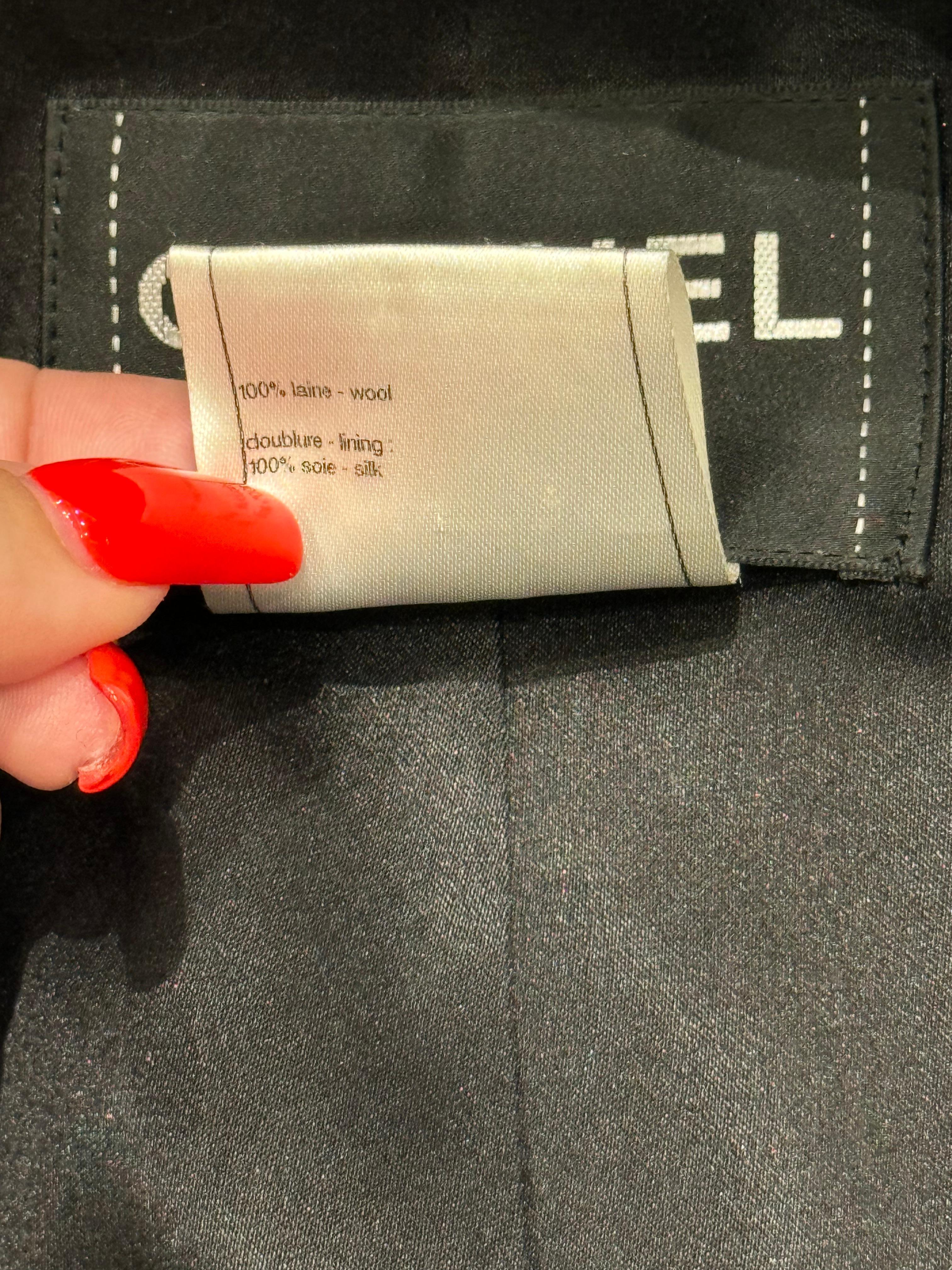 Chanel métiers d'art Paris Byzance 2011 Défilé manteau en laine noire en vente 8