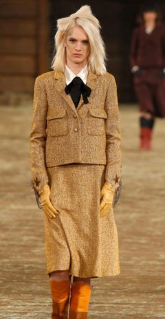 Chanel métiers d’art Paris Dallas Pre Fall 2014 runway tweed suit skirt