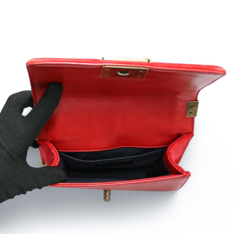 Chanel Metiers d'Art Paris Edimburg Red Boy Bag For Sale 3