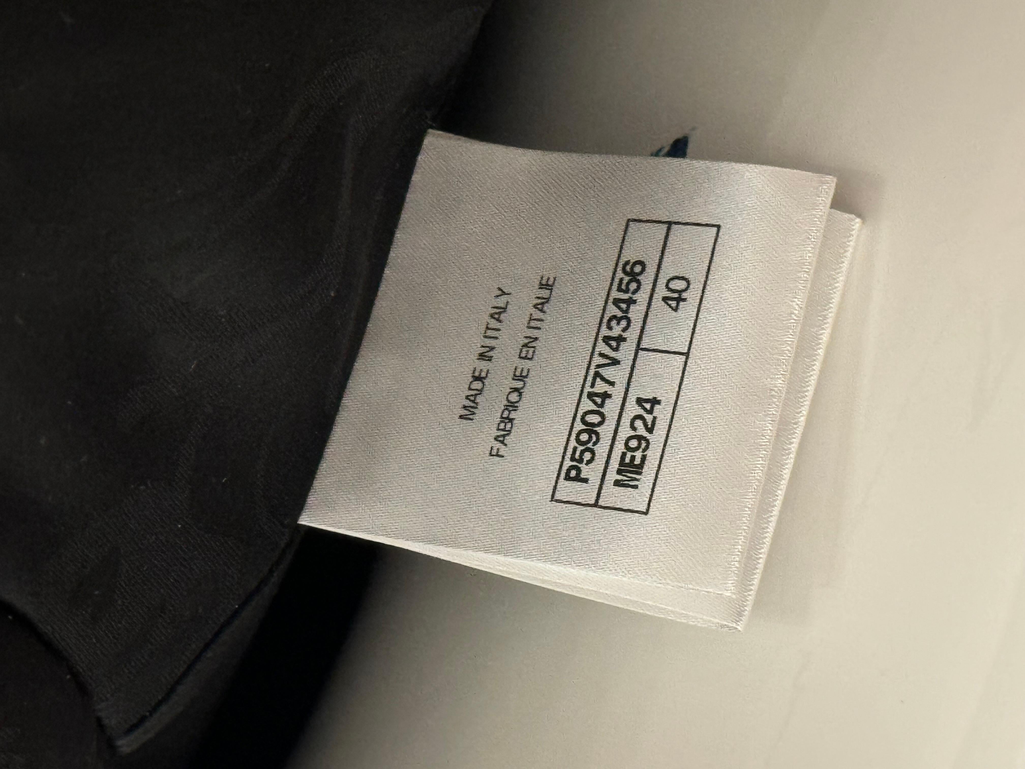 Chanel métiers d’art Paris Hambourg pre fall 2018 puffer jacket anchor buttons For Sale 6