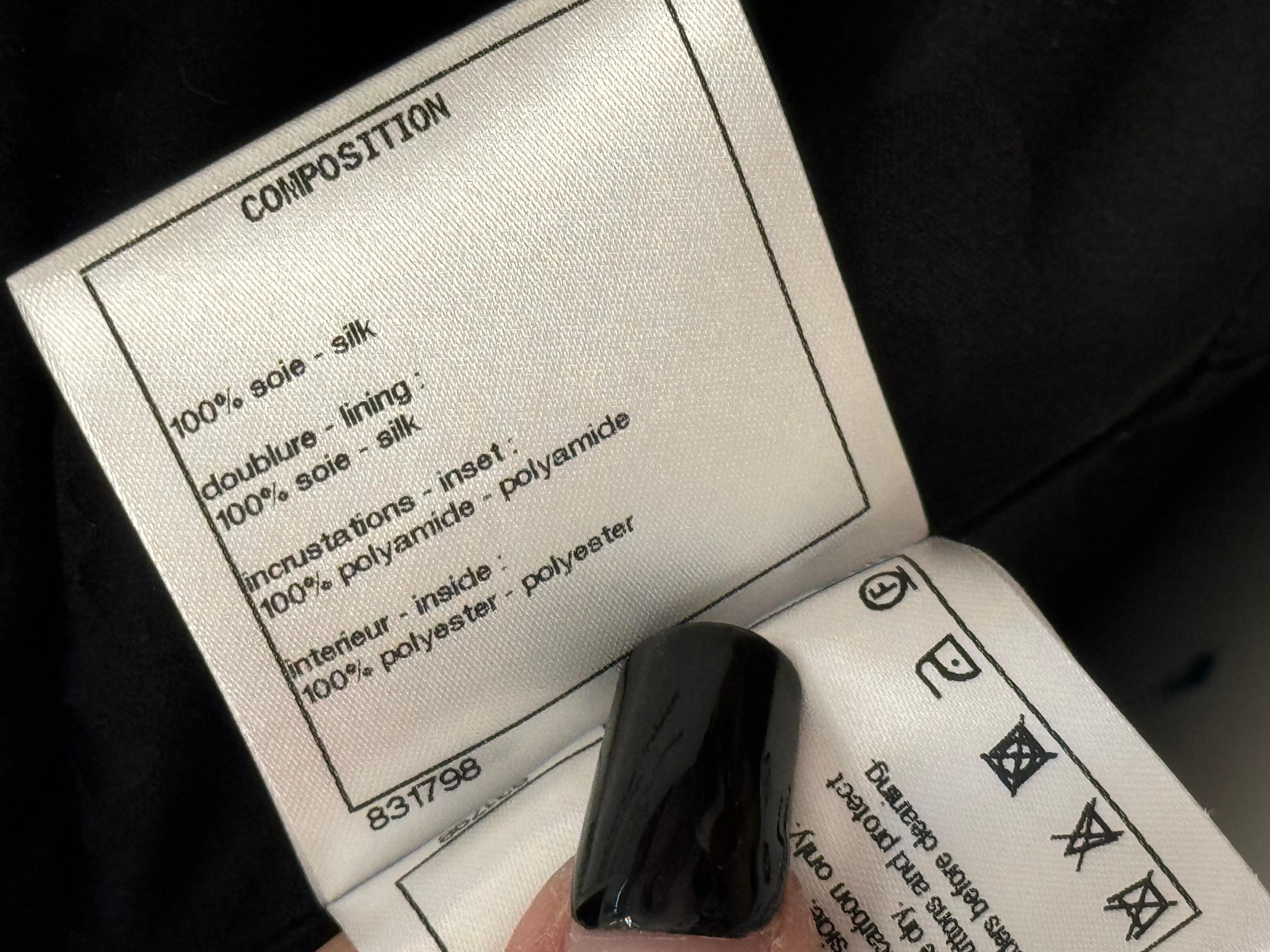 Chanel métiers d’art Paris Hambourg pre fall 2018 puffer jacket anchor buttons For Sale 8