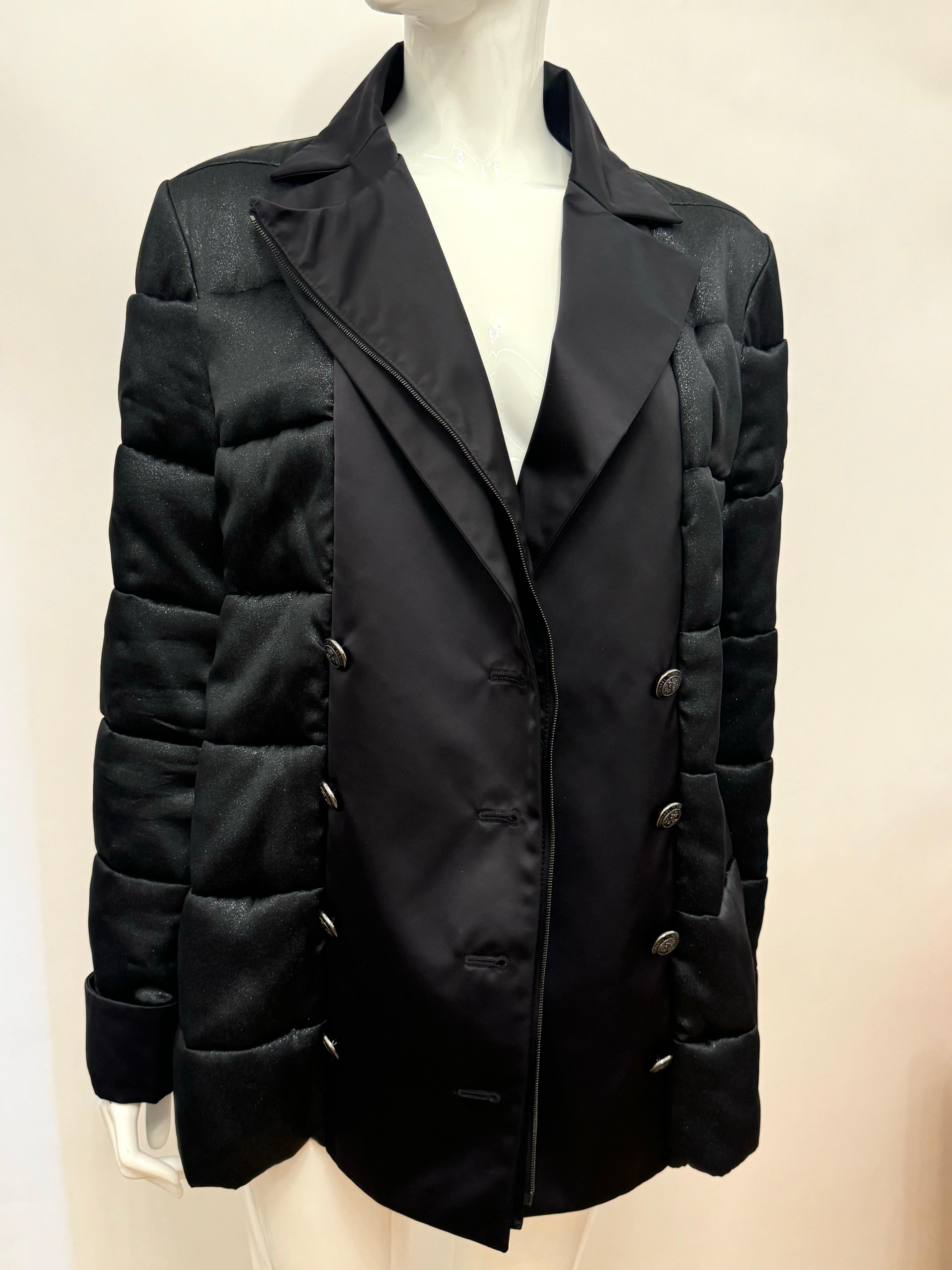 Chanel métiers d’art Paris Hambourg pre fall 2018 puffer jacket anchor buttons For Sale 3