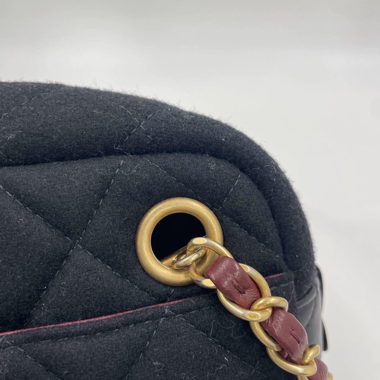 Chanel Métiers d'Art Paris-Hamburg Wool Charms Camera Bag For Sale 11