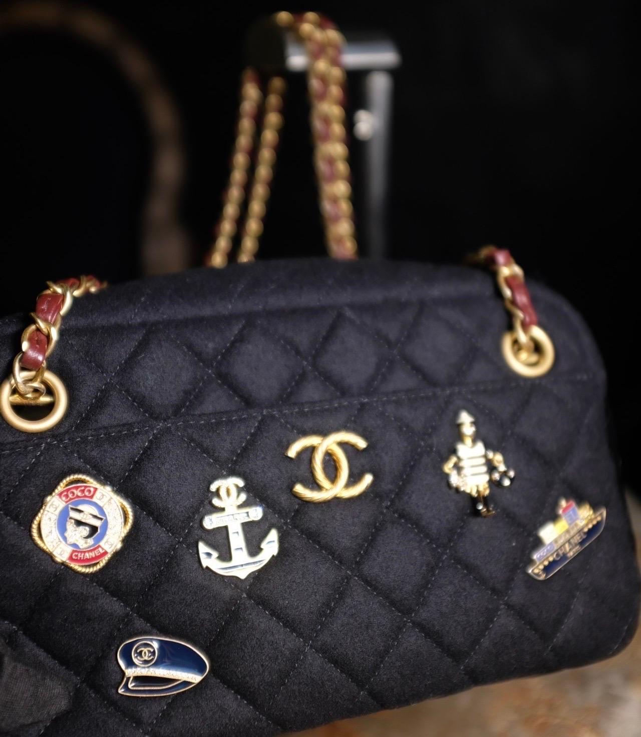 Chanel Métiers d'Art Paris-Hamburg Wool Charms Camera Bag For Sale 2