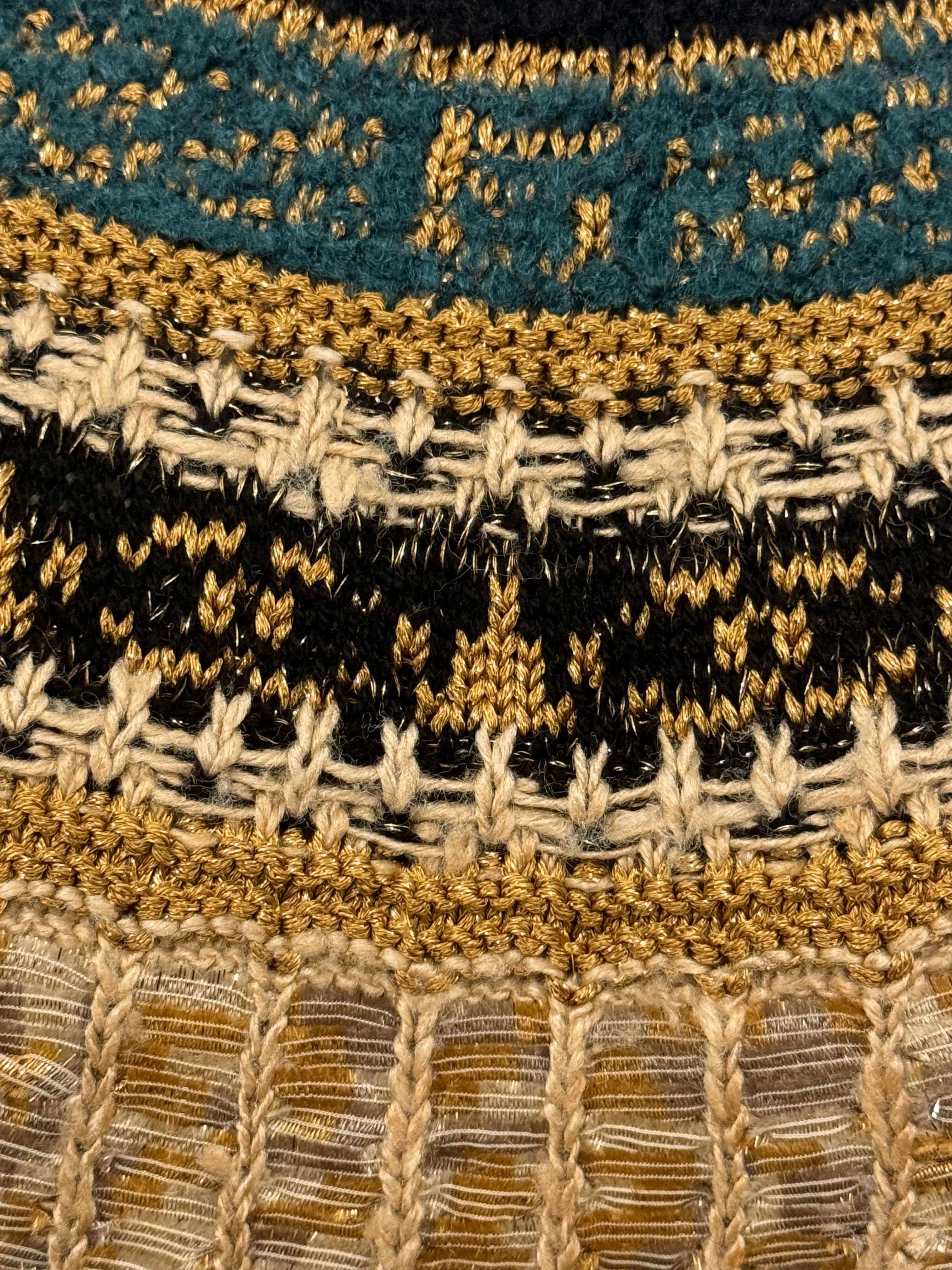 Chanel métiers d'art Paris New York Egyptian collection runway sweater Excellent état à PARIS, FR