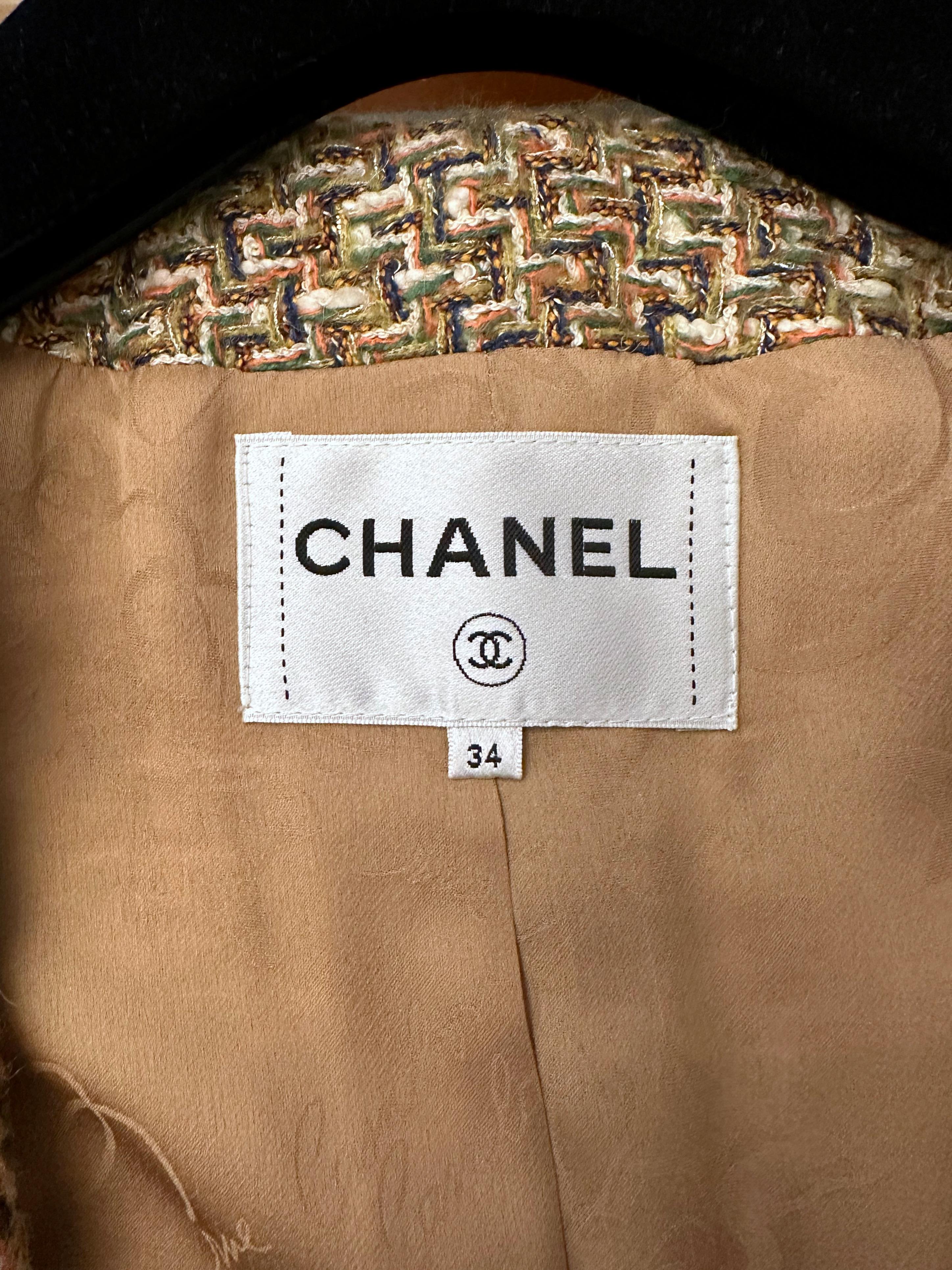 Chanel Métiers d'Art Paris-Rome Fall 2016 Tweed Jacket For Sale 8