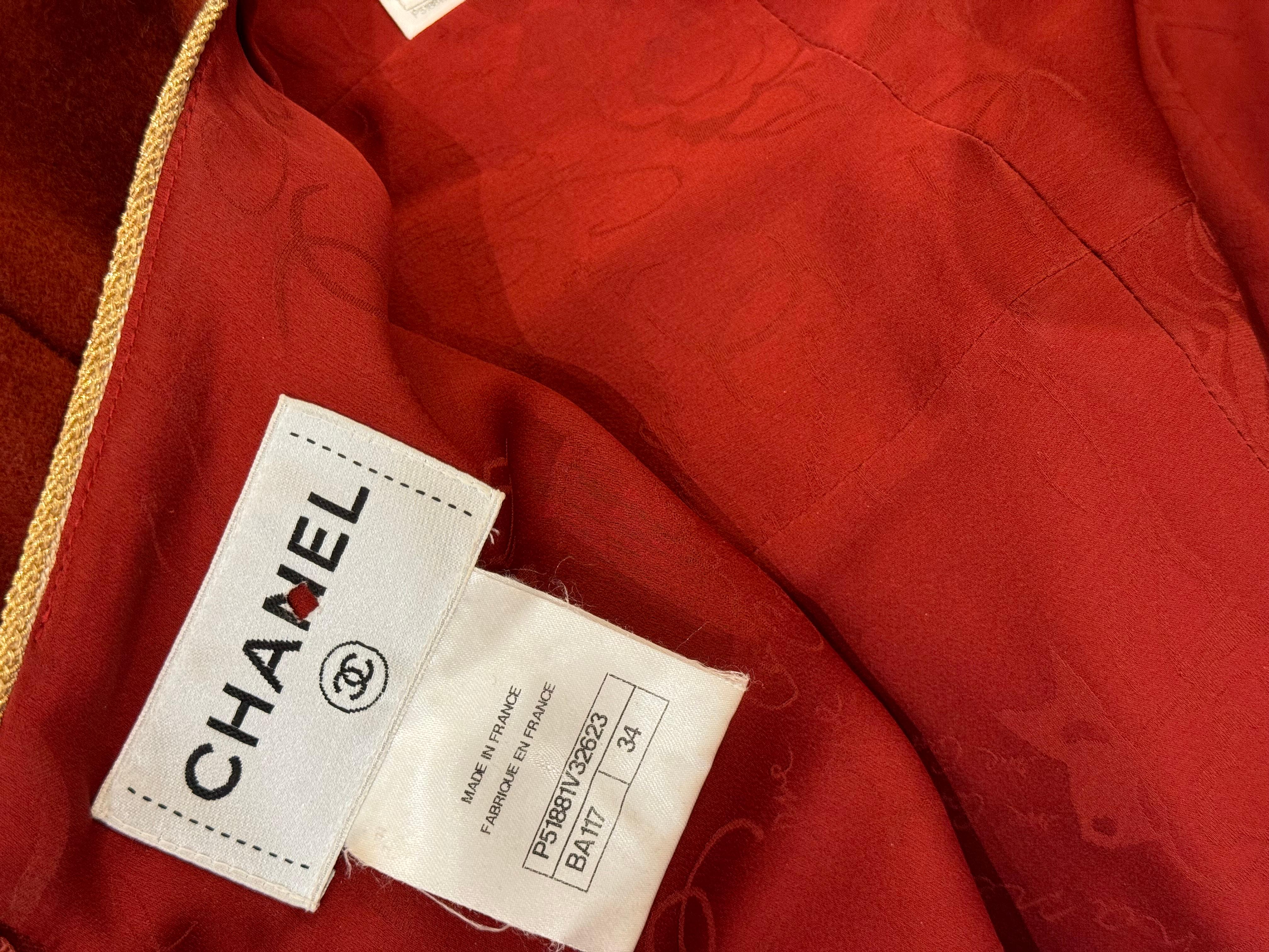 Chanel métiers d'art París Salzburgo 2015 pasarela vestido rojo bordado en Excelente estado para la venta en PARIS, FR