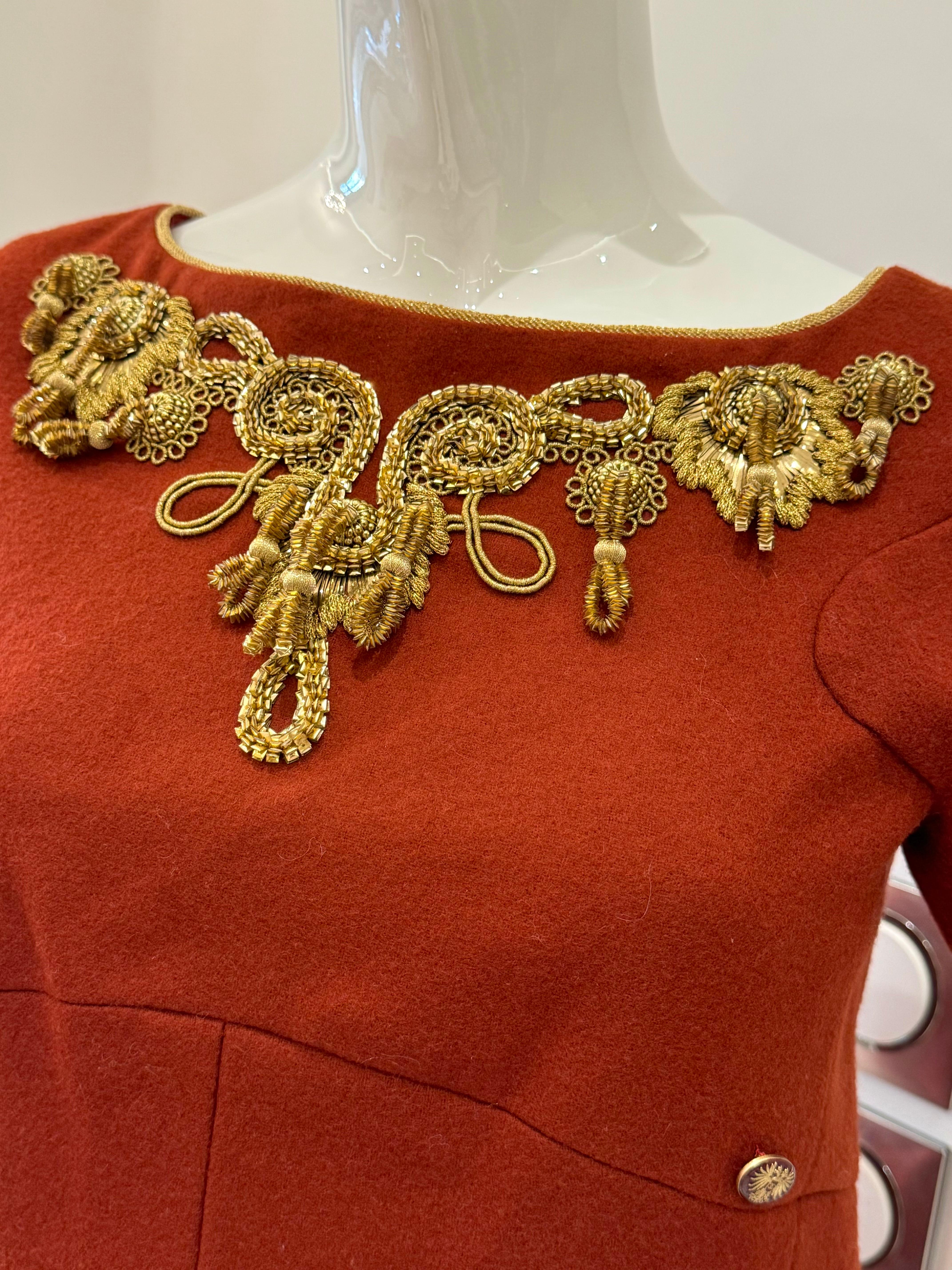 Chanel métiers d'art París Salzburgo 2015 pasarela vestido rojo bordado en venta 1