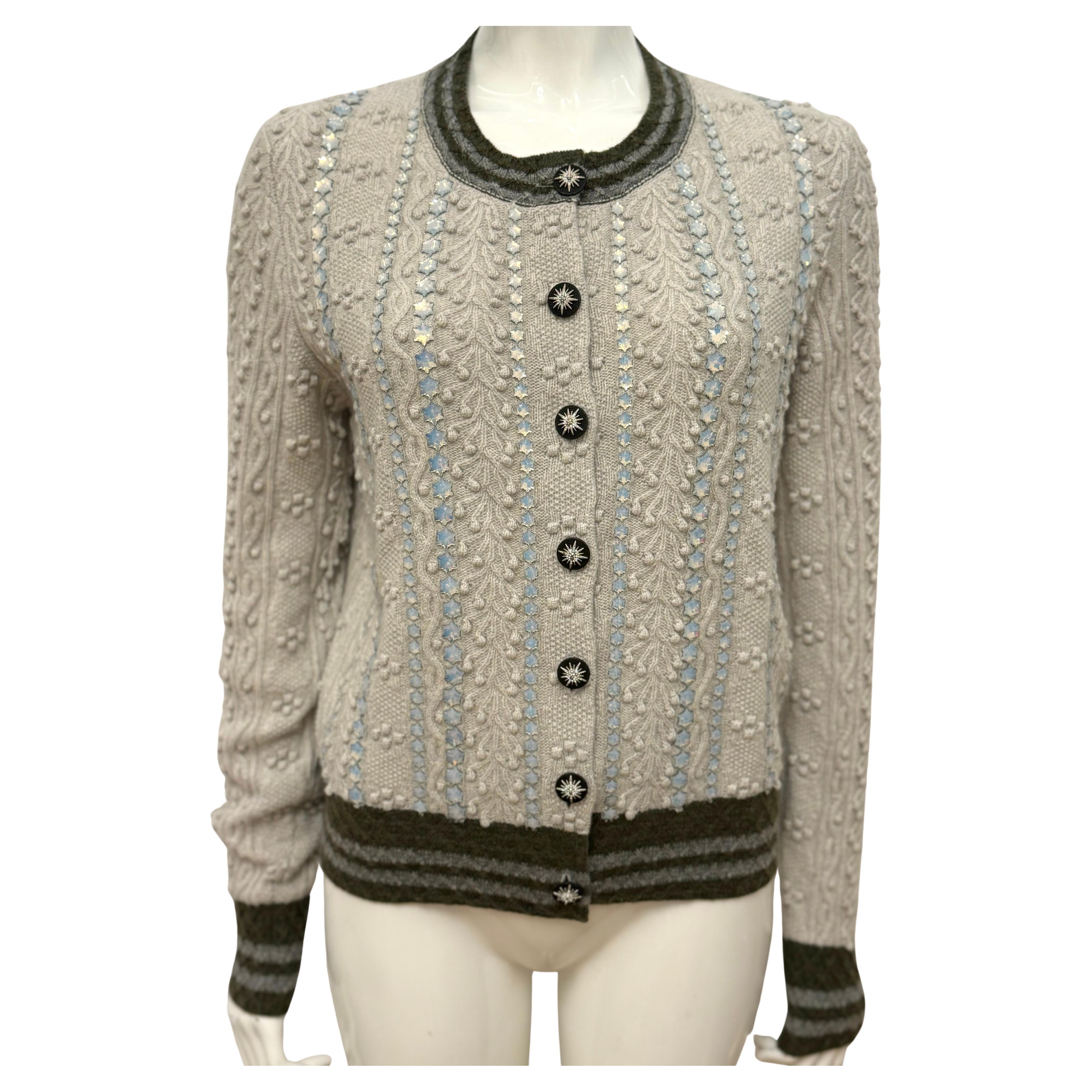 Chanel métiers d'art Paris Salzburg pre fall 2015 cardigan en broderie de cachemire. en vente