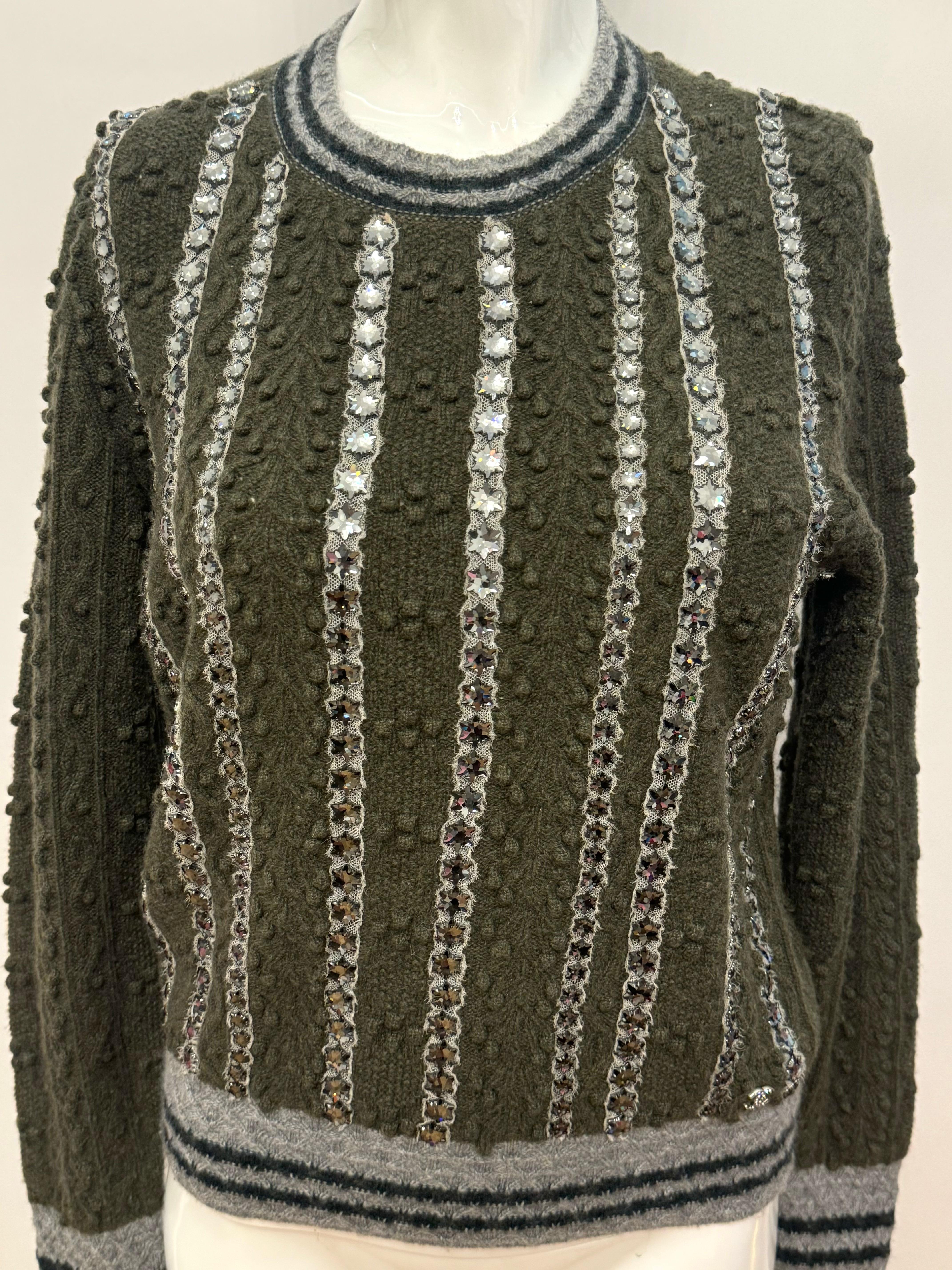 Chanel métiers d'art Paris Salzburg Pre Fall 2015 Laufsteg Kaschmirpullover im Angebot 5