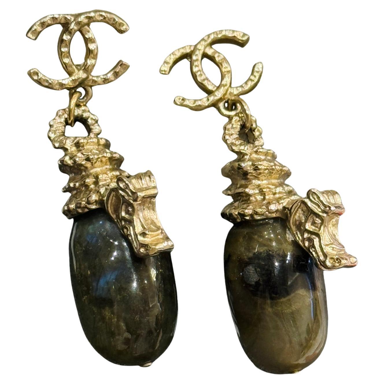 Chanel Métiers d'art París Shanghái Pre Otoño 2010 pendientes dragoon en venta