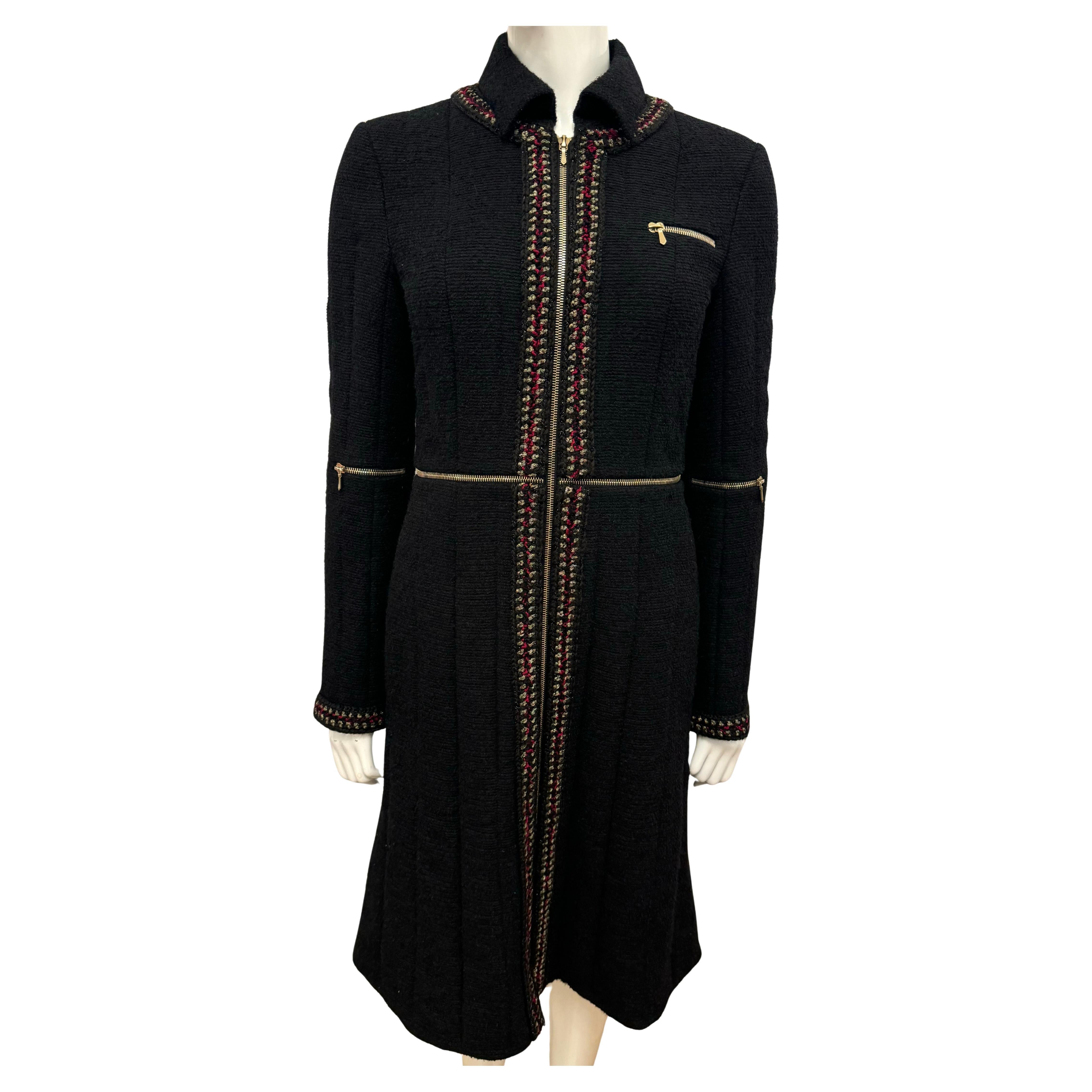 Chanel Métiers d
art Paris Shanghai manteau du défilé pré automne 2010 par Karl Lagerfeld en vente