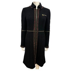 Chanel Métiers d
art Paris Shanghai manteau du défilé pré automne 2010 par Karl Lagerfeld