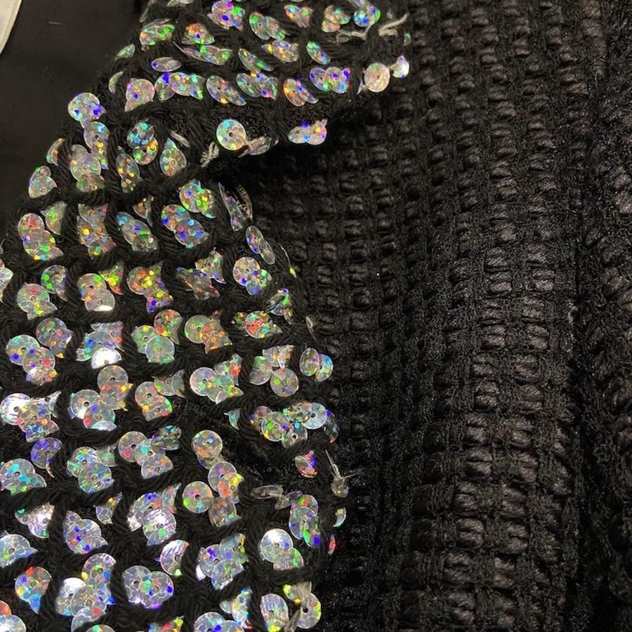 Black CHANEL Métiers d'Art Paris Shanghai Vest in Wool and Sequins Size 36FR