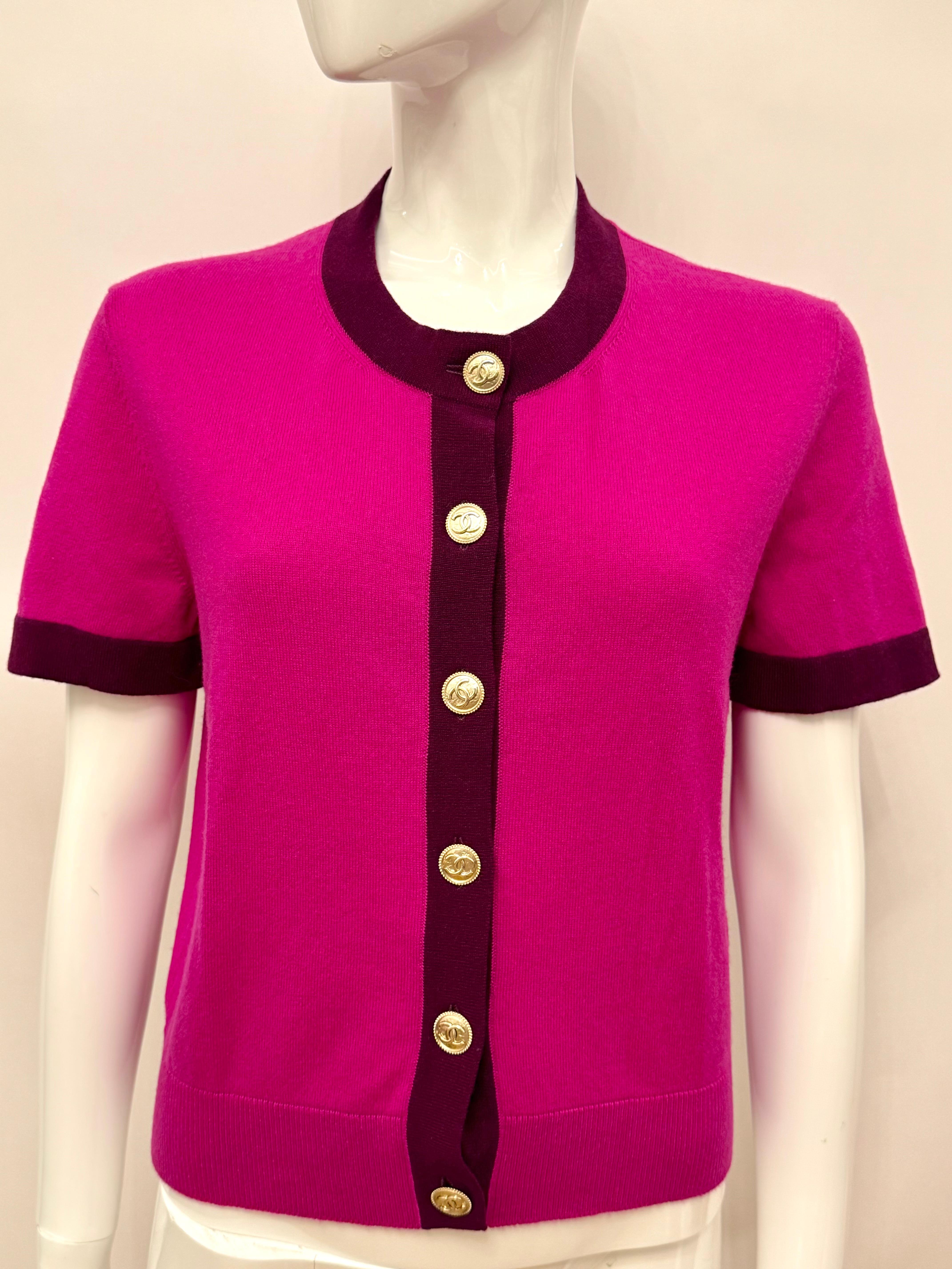 Chanel métiers d’art Pre Fall 2020 runway short sleeve cashmere cardigan For Sale 6