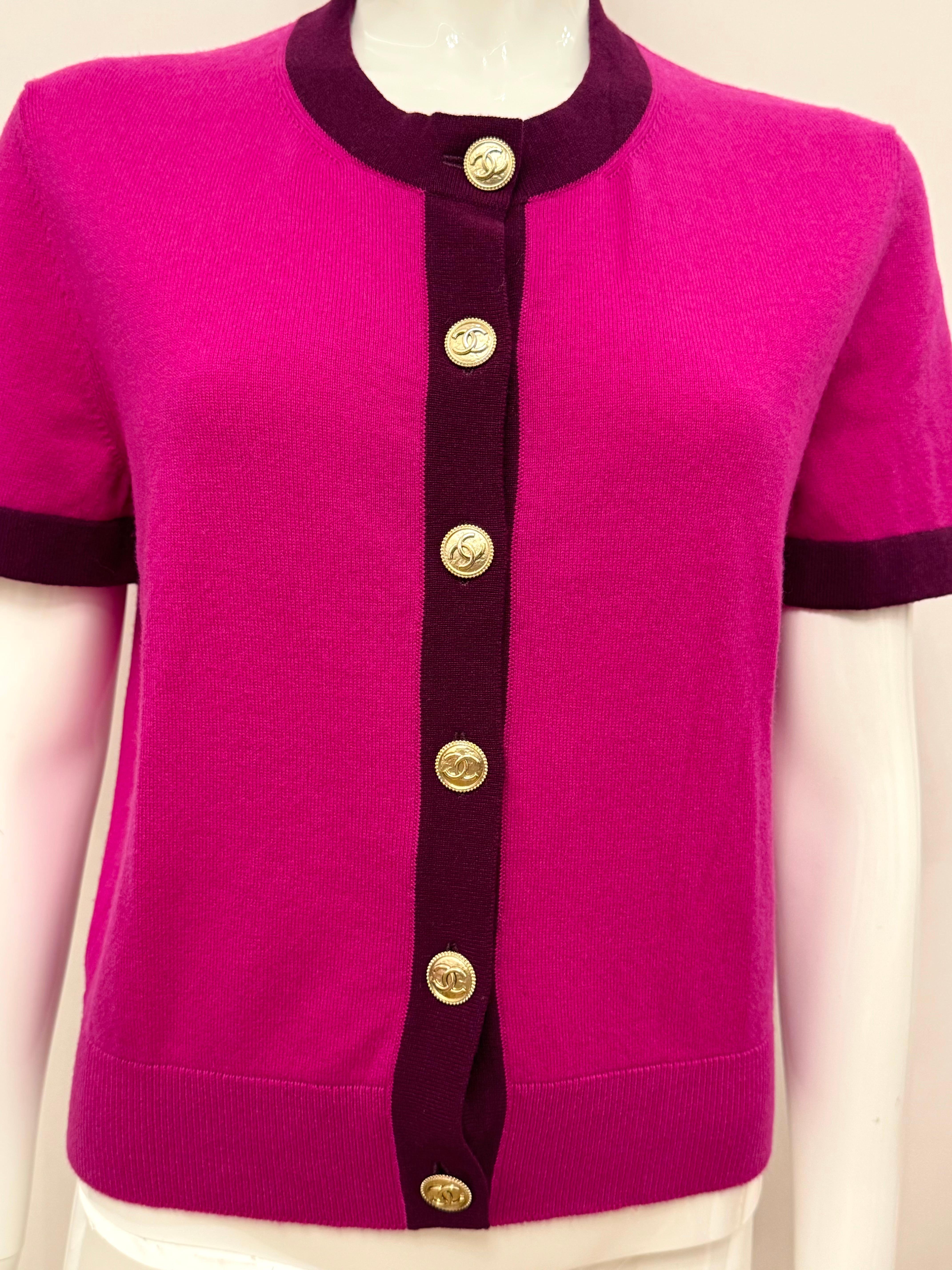 Chanel métiers d’art Pre Fall 2020 runway short sleeve cashmere cardigan For Sale 9