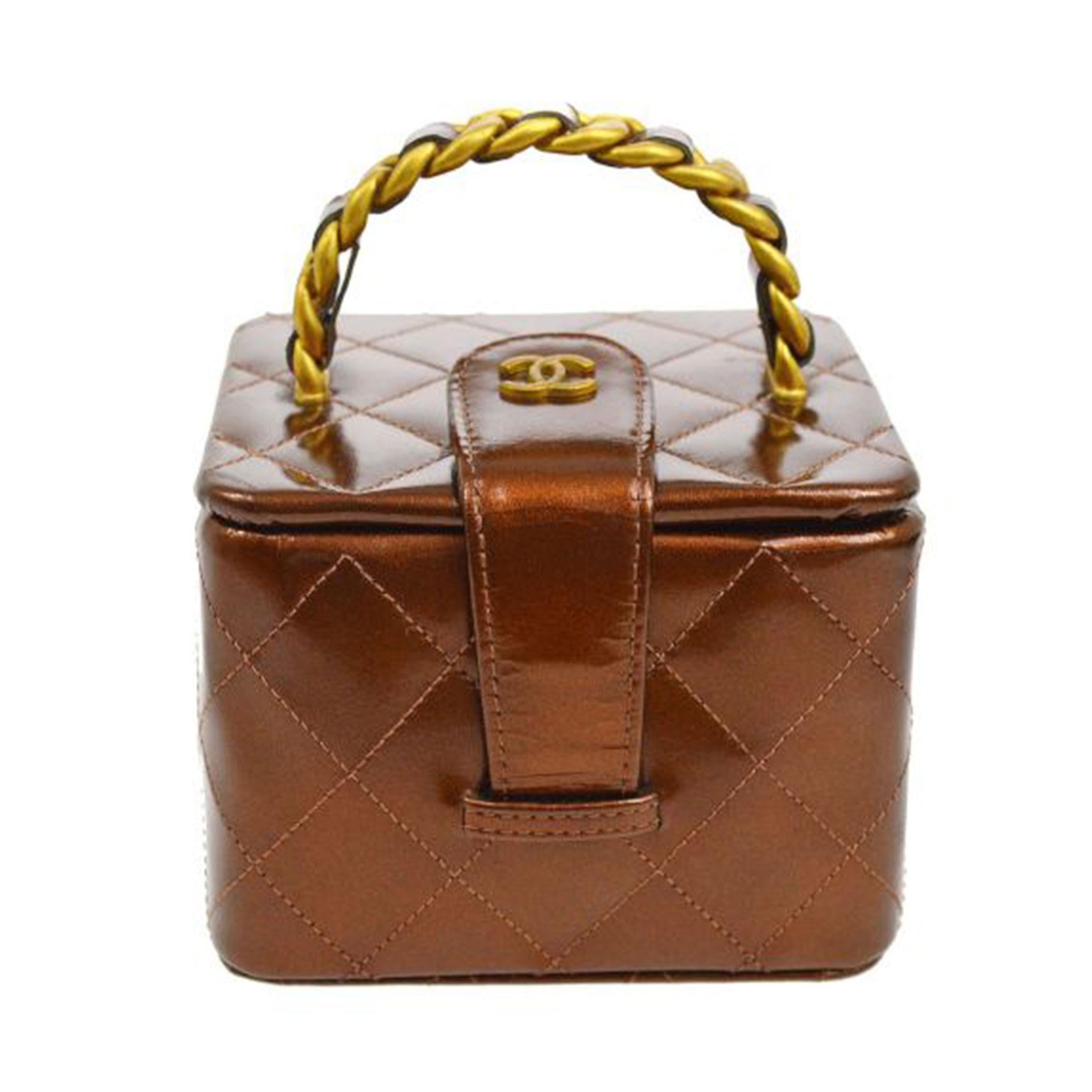 Chanel Micro Mini 90s Vintage Patent Metallic Bronze Iridescent Vanity Case For Sale 5